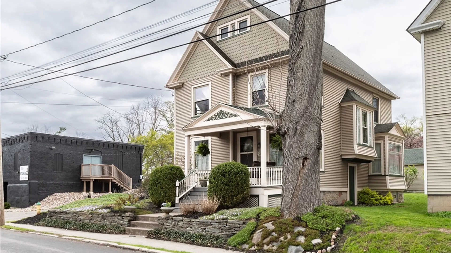 Property at 16 Elm Street, Batavia City, NY 14020 3