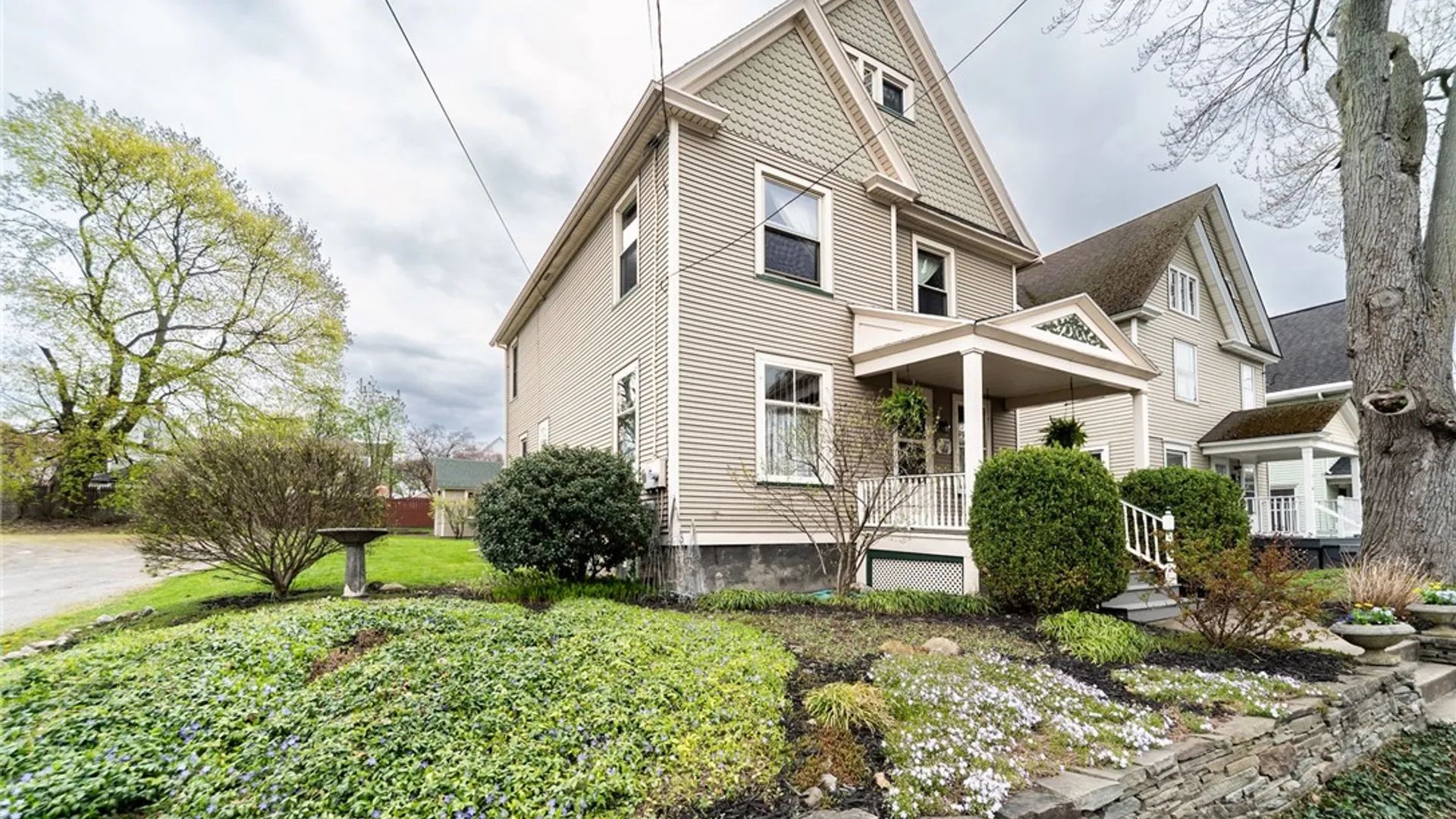 Property at 16 Elm Street, Batavia City, NY 14020 4