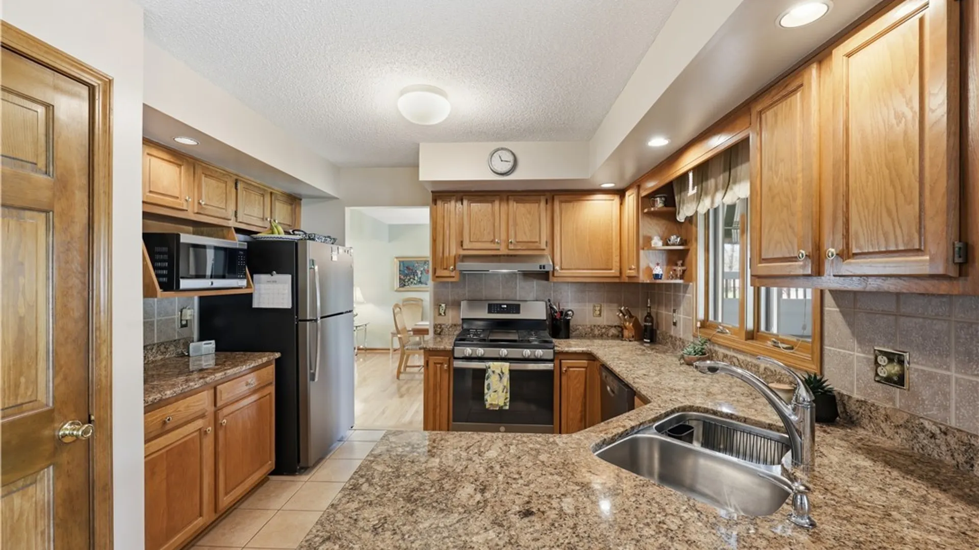 Property at 32 White Tail Run, Grand Island, NY 14072 12