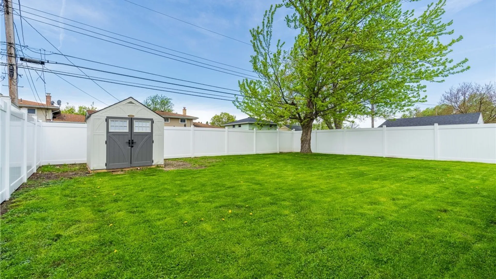 Property at 158 Fries Road, Tonawanda, NY 14150 3