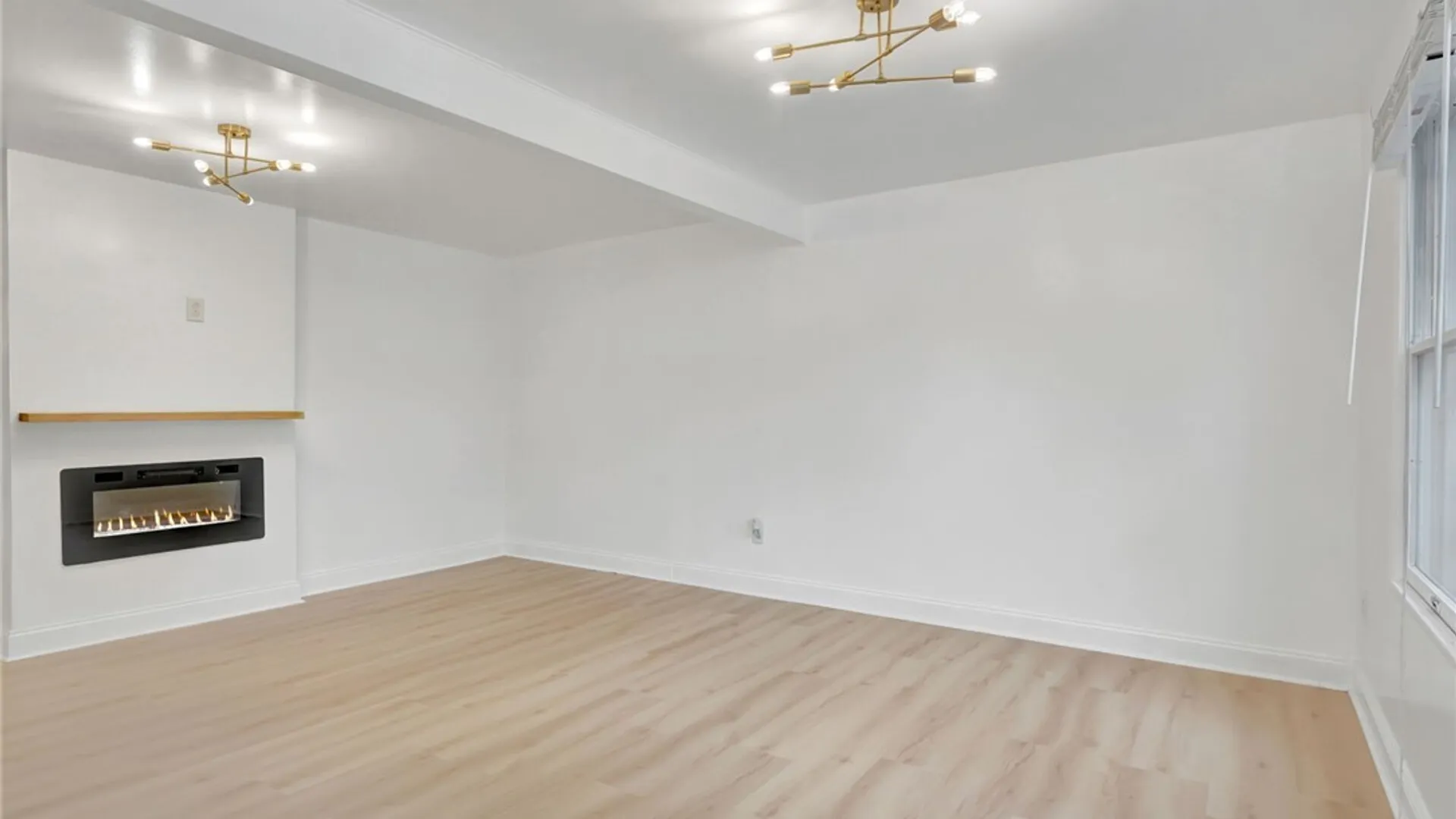 Property at 1 Apollo Drive, Amherst, NY 14228 4