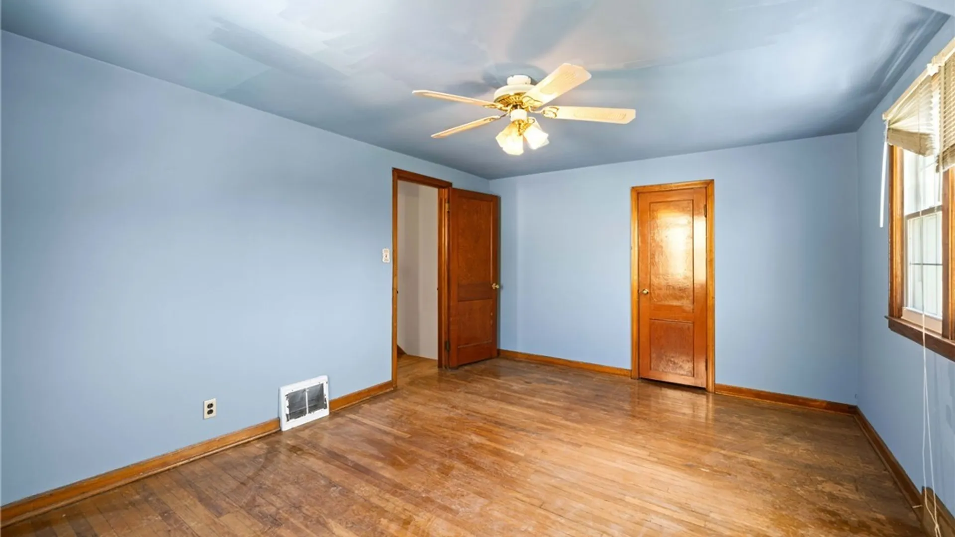 Property at 627 73rd Street, Niagara Falls, NY 14304 15