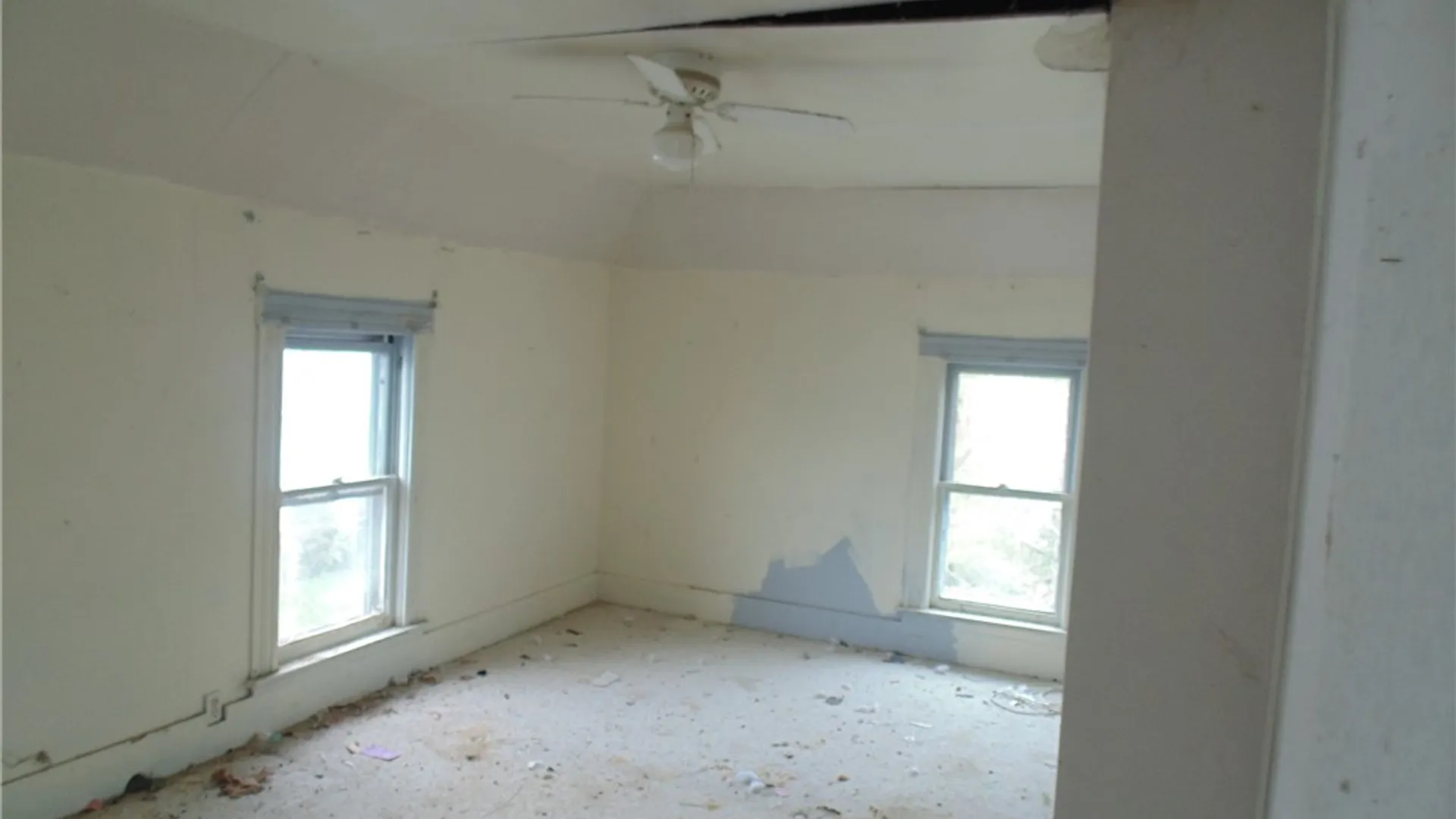 Property at 860 Washington Avenue, Irondequoit, NY 14617 28