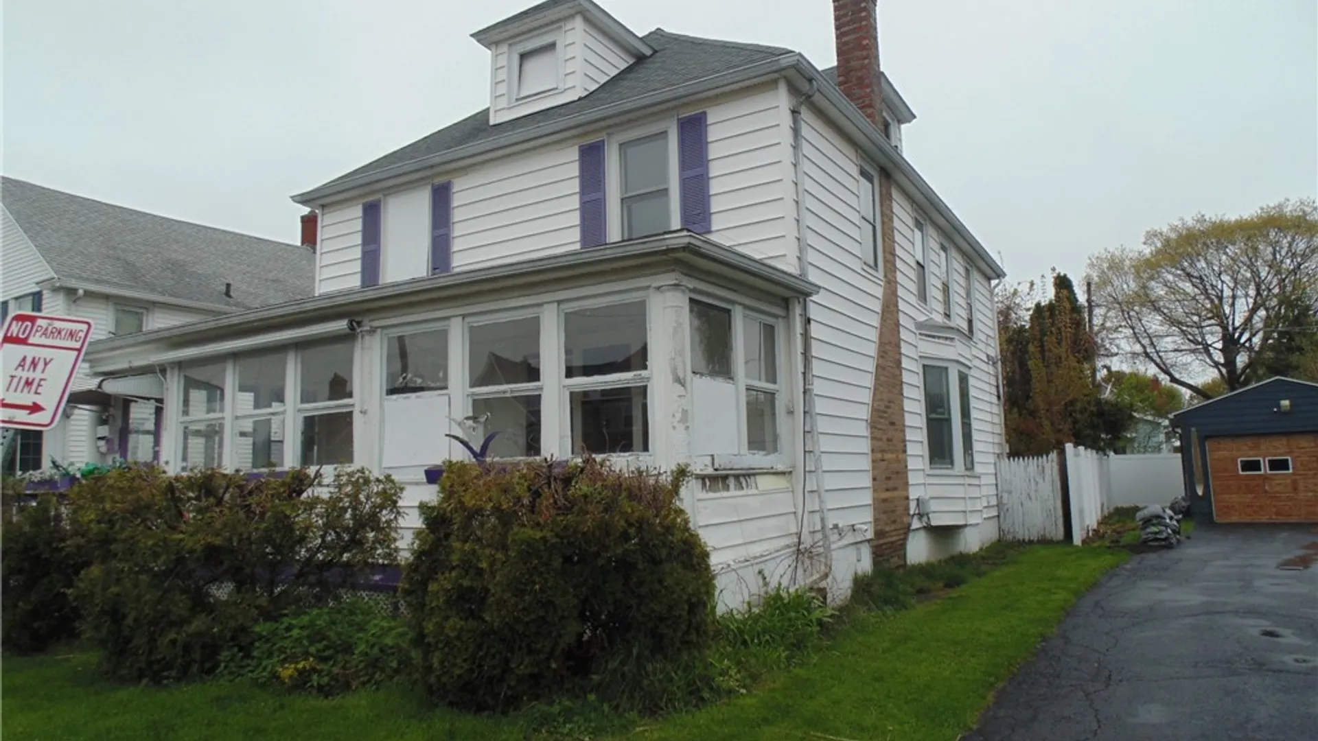 Property at 860 Washington Avenue, Irondequoit, NY 14617 3