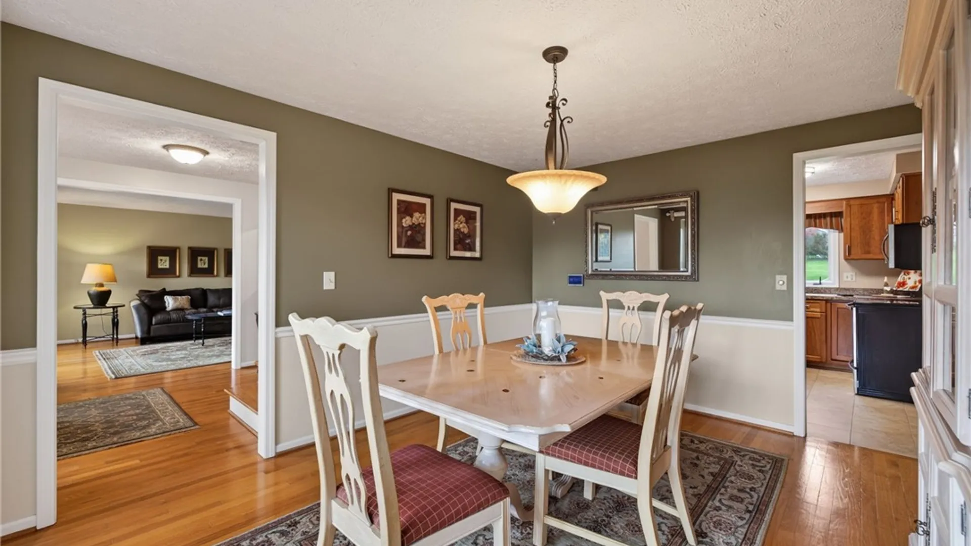 Property at 15 Brookshire Lane, Penfield, NY 14526 12