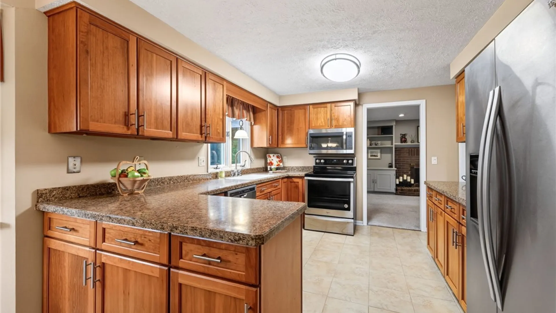 Property at 15 Brookshire Lane, Penfield, NY 14526 15