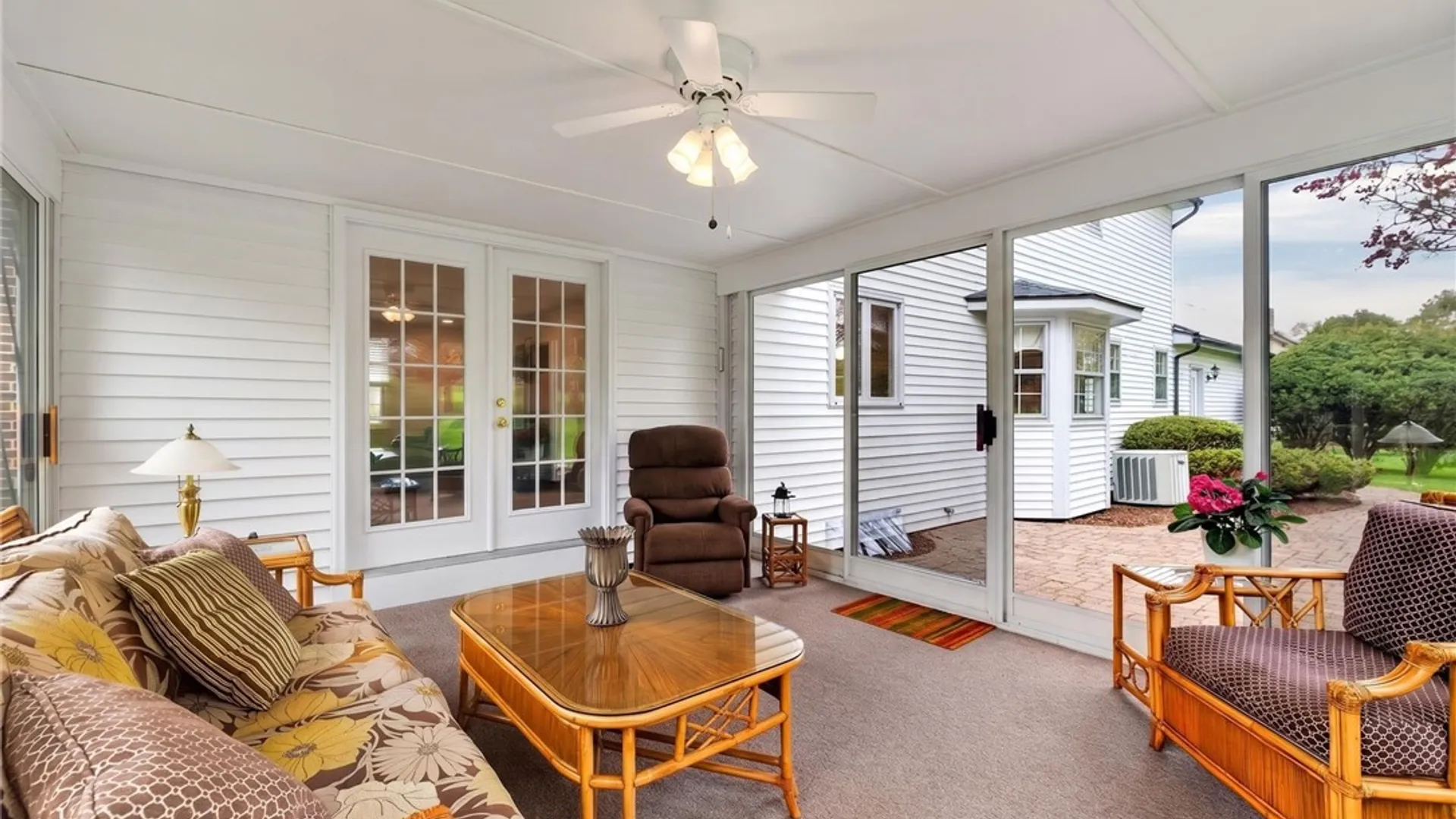 Property at 15 Brookshire Lane, Penfield, NY 14526 24