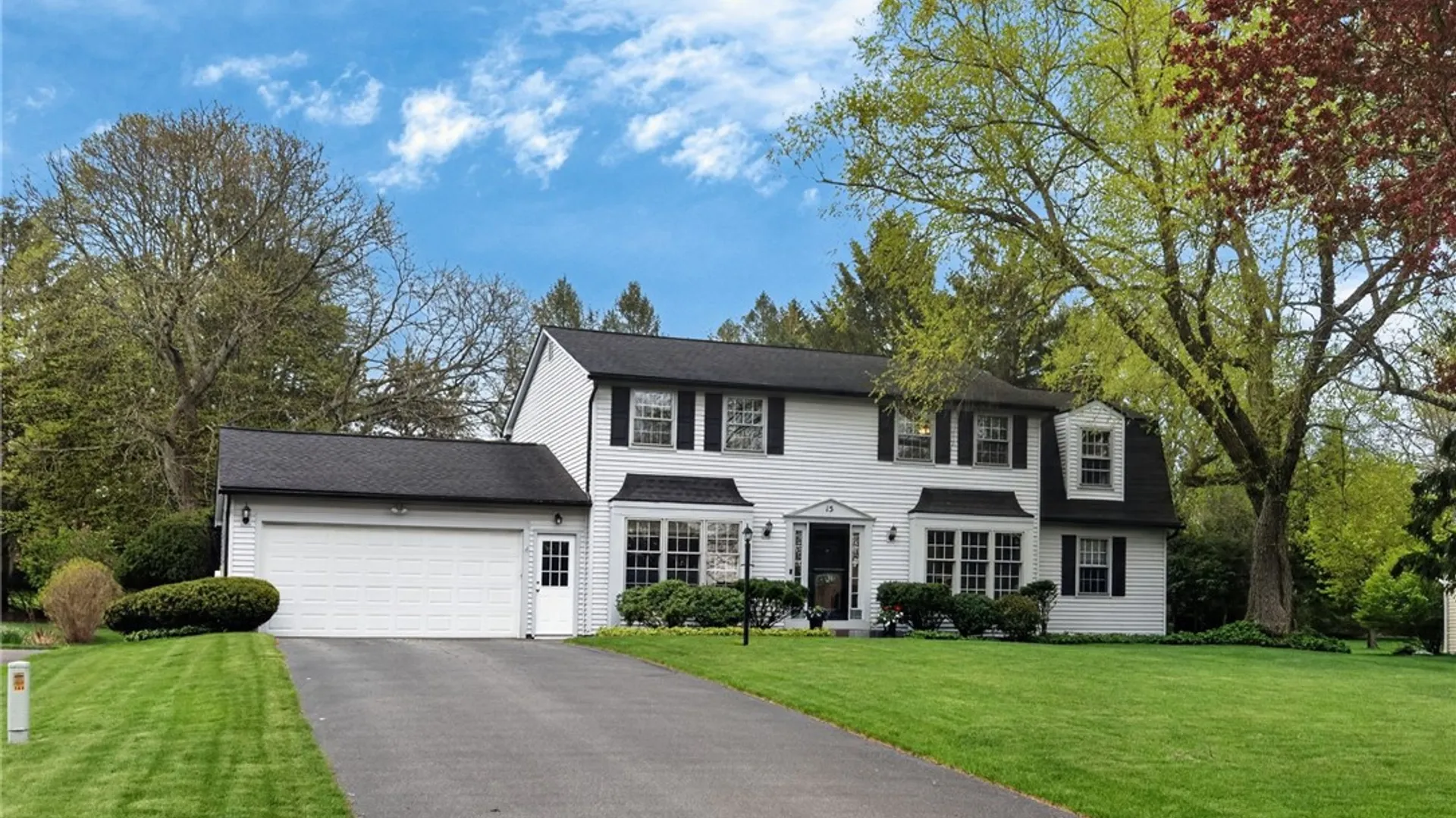 Property at 15 Brookshire Lane, Penfield, NY 14526 3