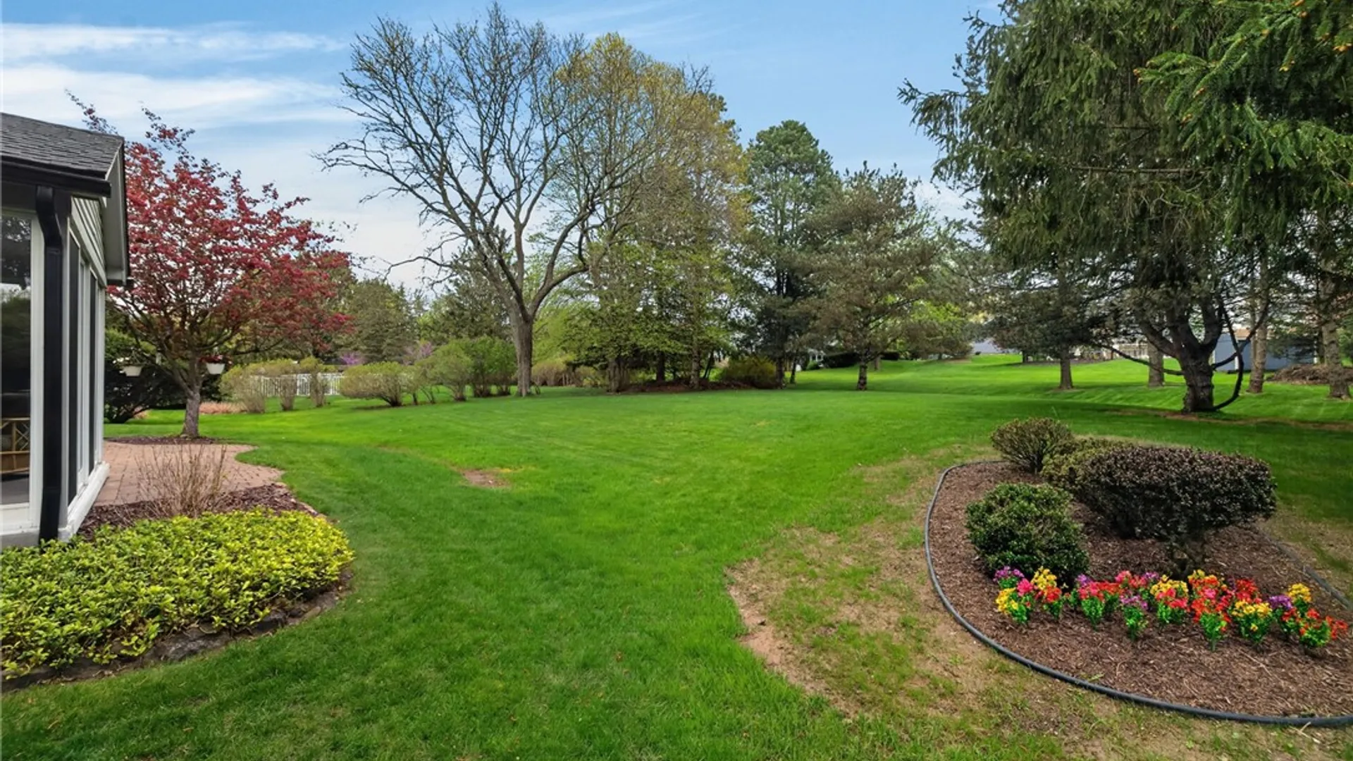 Property at 15 Brookshire Lane, Penfield, NY 14526 46