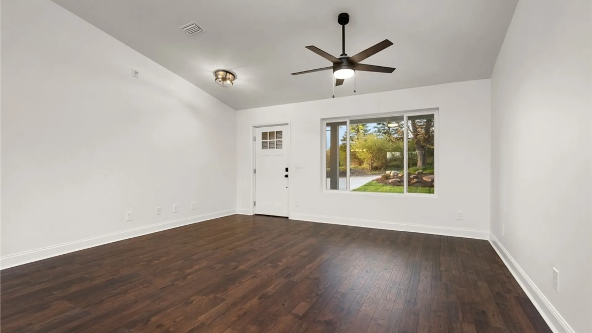 Property at 9666 Mallory Road, New Hartford, NY 13413 19
