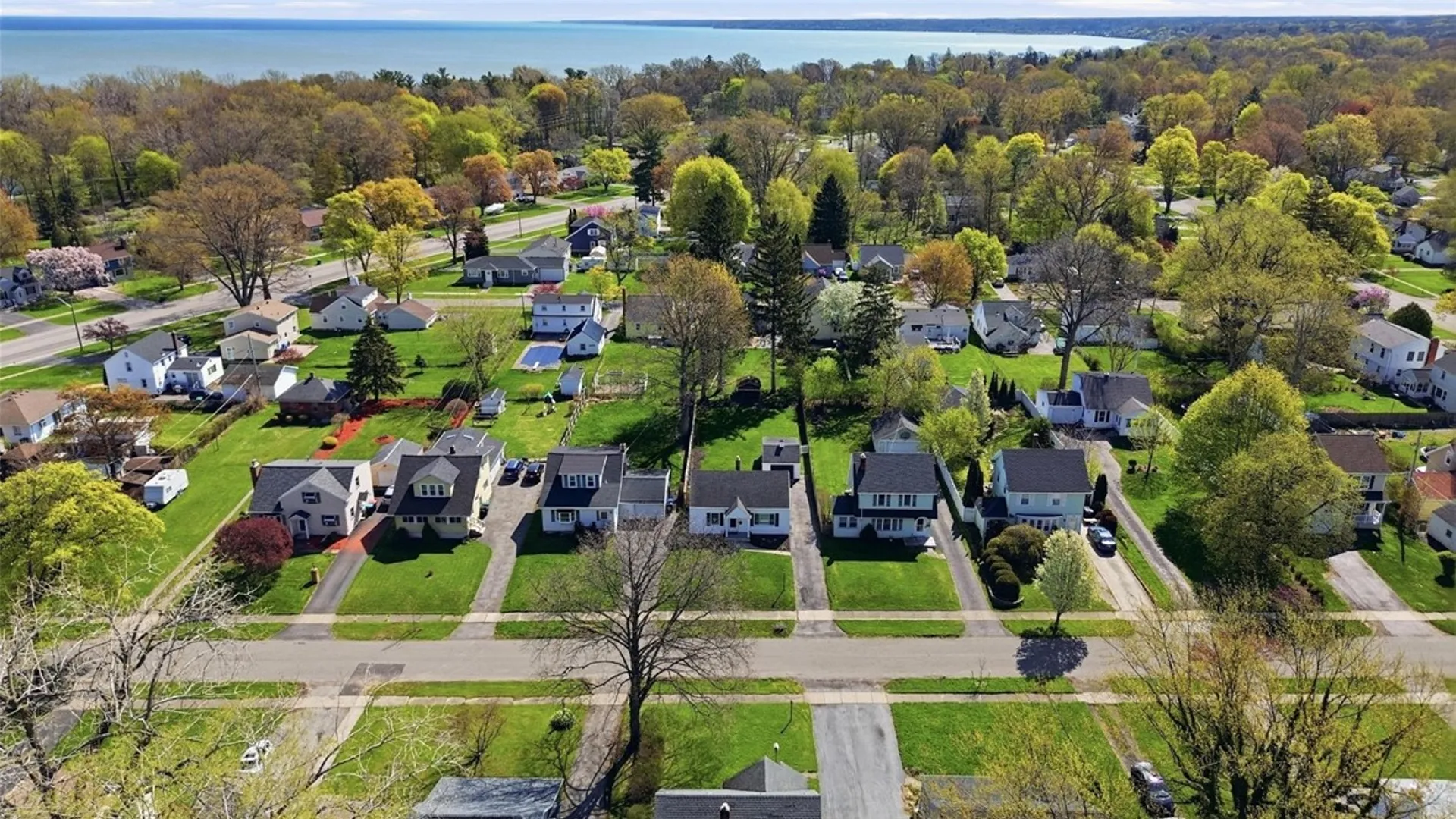 Property at 168 Frontenac, Irondequoit, NY 14617 35