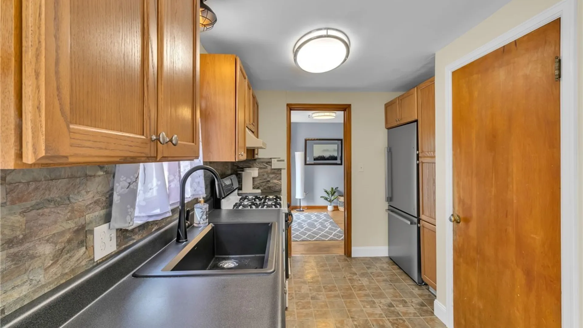 Property at 7 Kendale Road, Cheektowaga, NY 14215 11