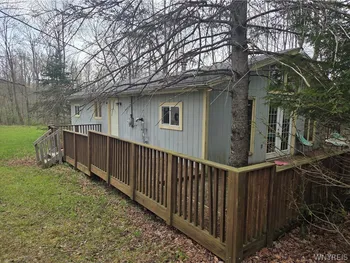 Property at 19 Meadowlark Lane, Orangeville, NY 14569