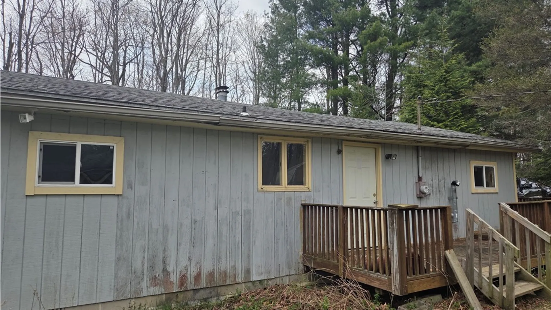 Property at 19 Meadowlark Lane, Orangeville, NY 14569 3