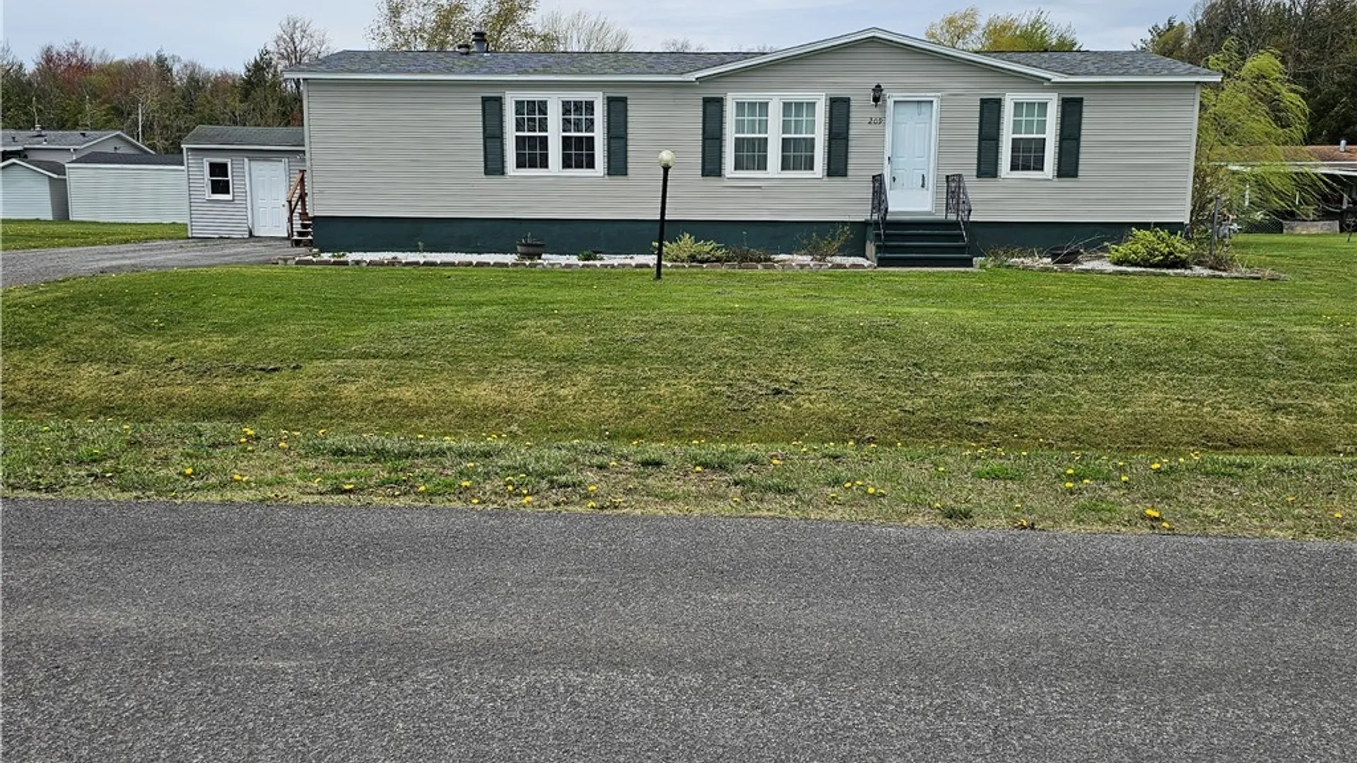 Property at 209 Abbe Boulevard, Westmoreland, NY 13440 2