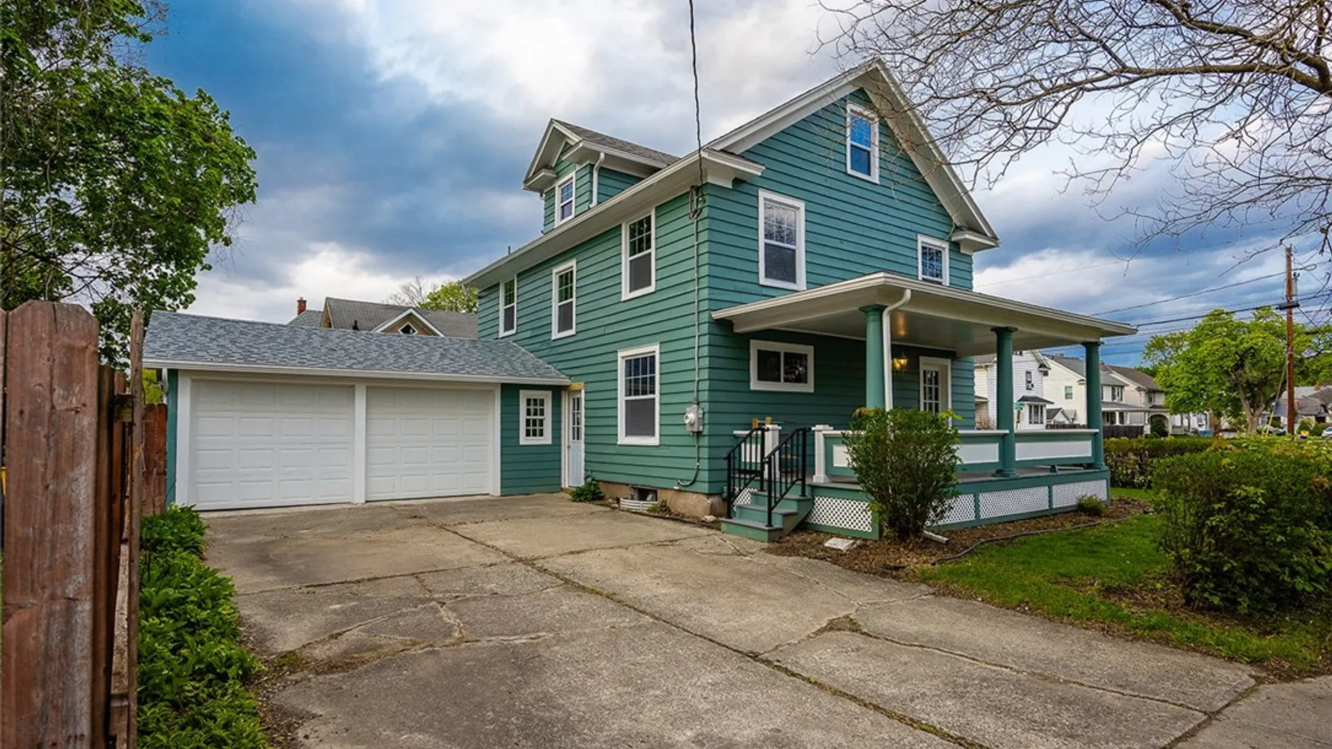 Property at 951 Davis Street, Elmira City, NY 14901 3