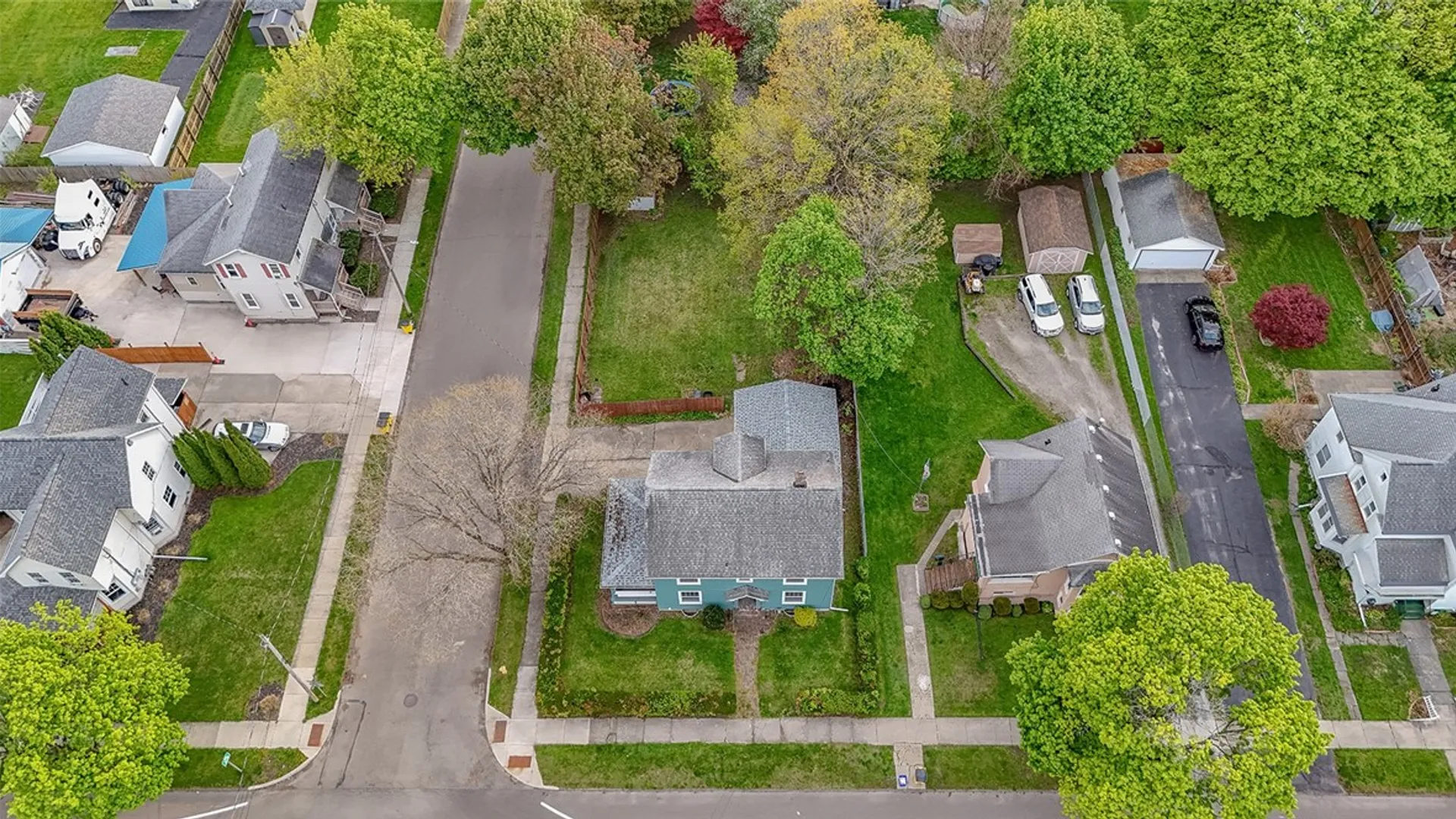 Property at 951 Davis Street, Elmira City, NY 14901 4