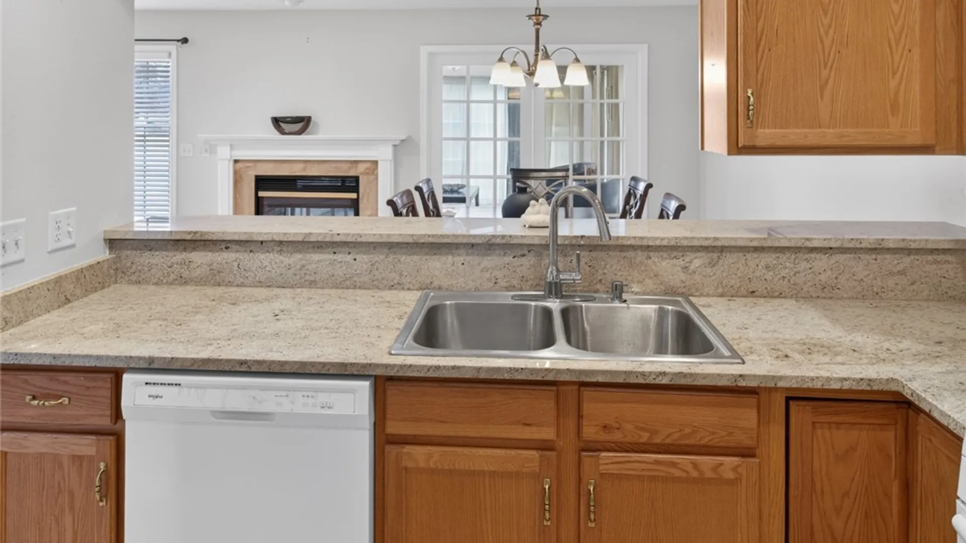 Property at 8 Foxe Commons, Chili, NY 14624 19