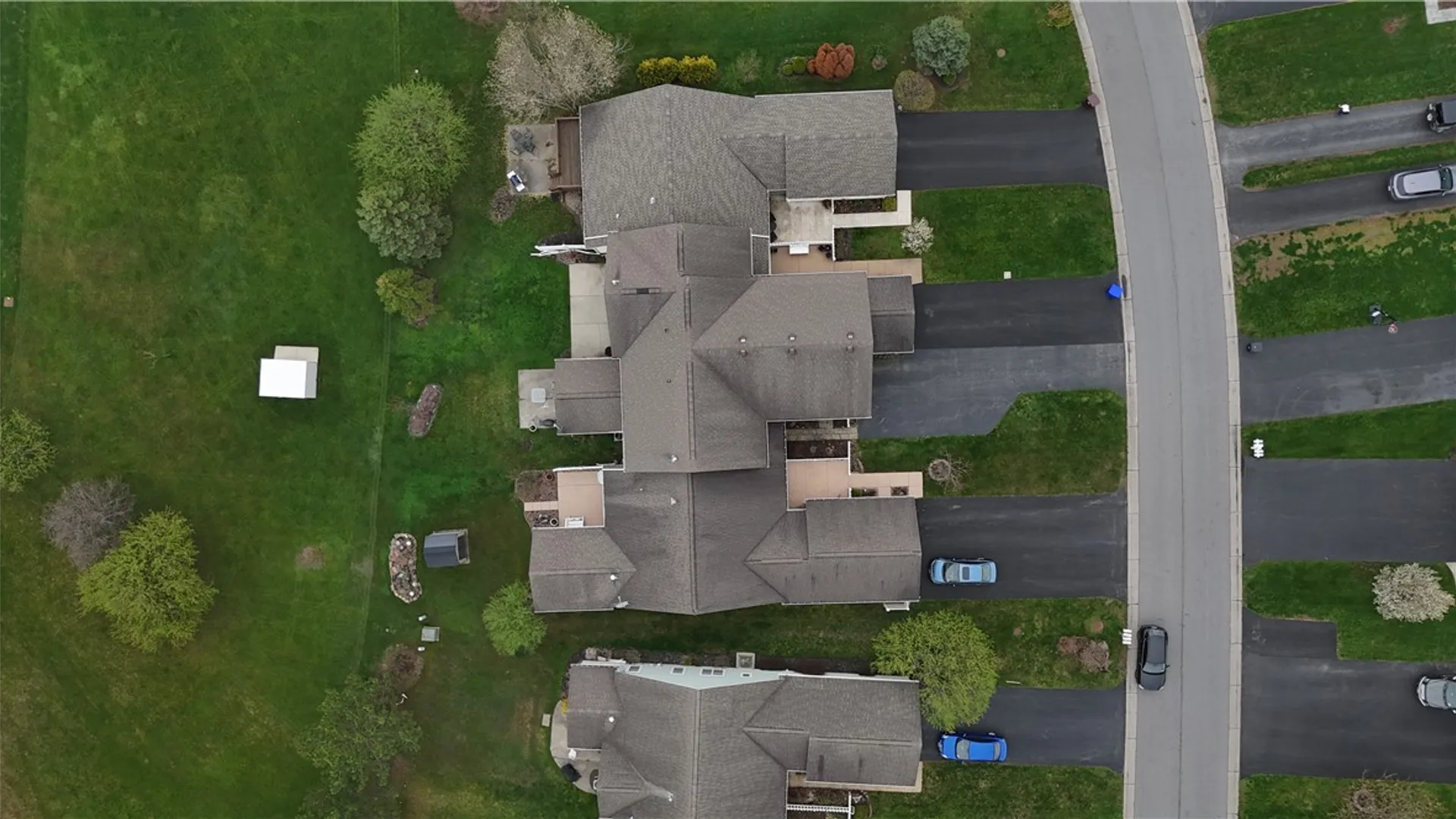 Property at 8 Foxe Commons, Chili, NY 14624 42
