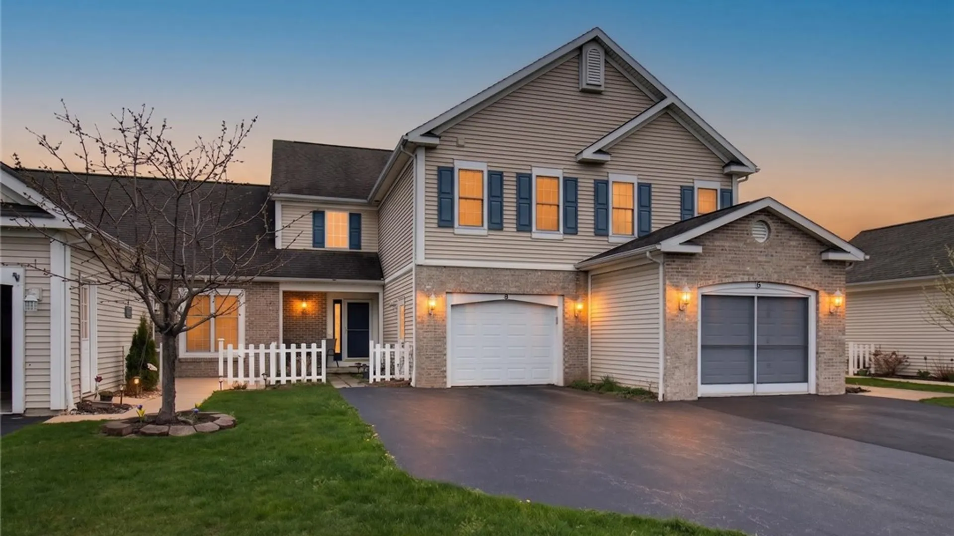 Property at 8 Foxe Commons, Chili, NY 14624 2