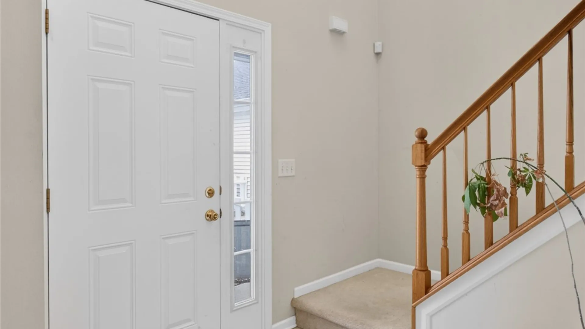 Property at 8 Foxe Commons, Chili, NY 14624 22