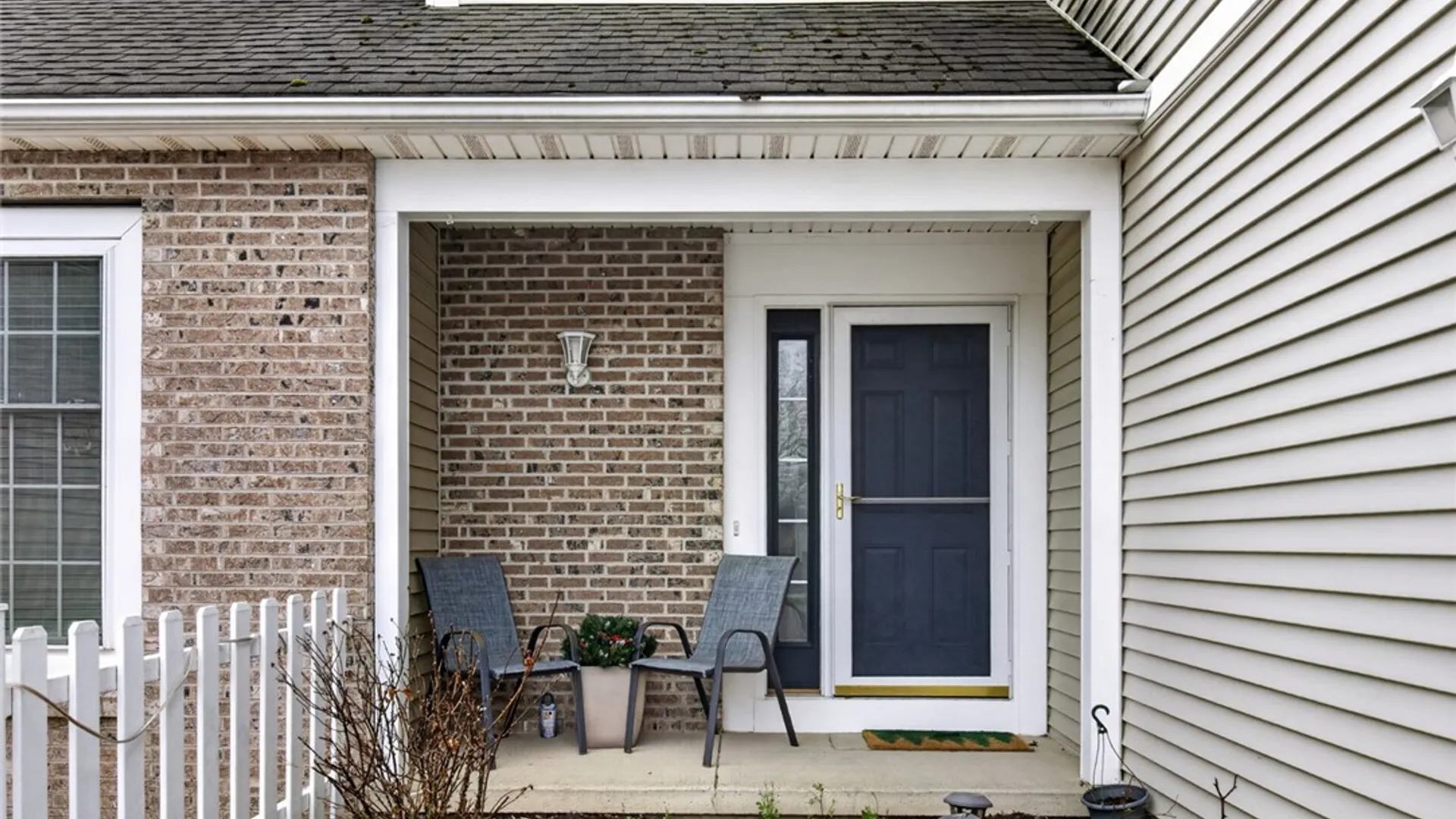 Property at 8 Foxe Commons, Chili, NY 14624 43