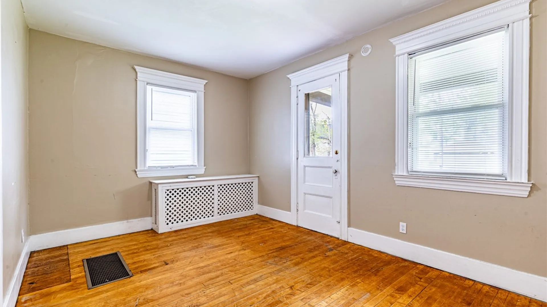 Property at 184 Wellington Avenue, Rochester, NY 14611 24