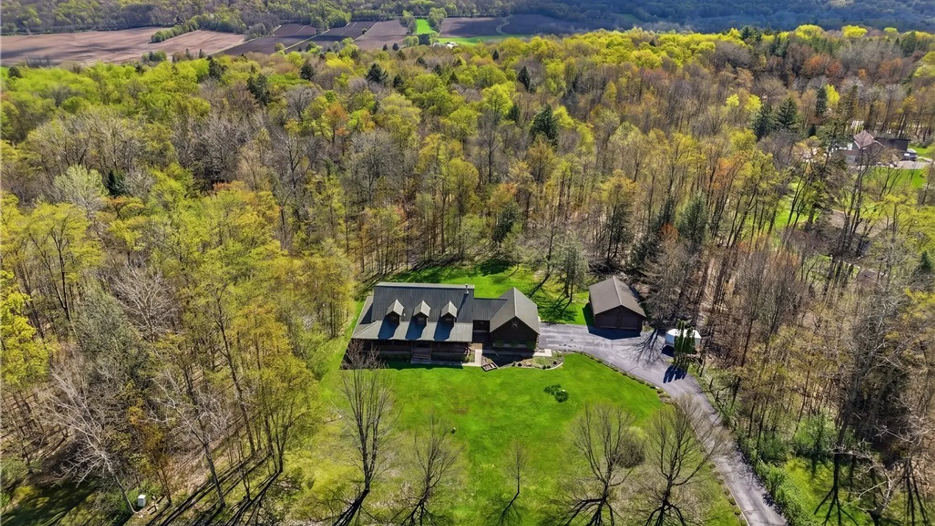 Property at 23 Cherrywood, Holland, NY 14080 42
