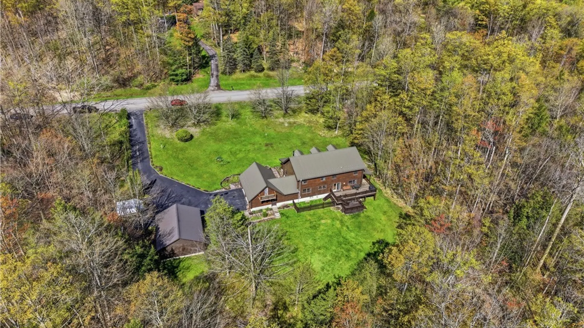 Property at 23 Cherrywood, Holland, NY 14080 44