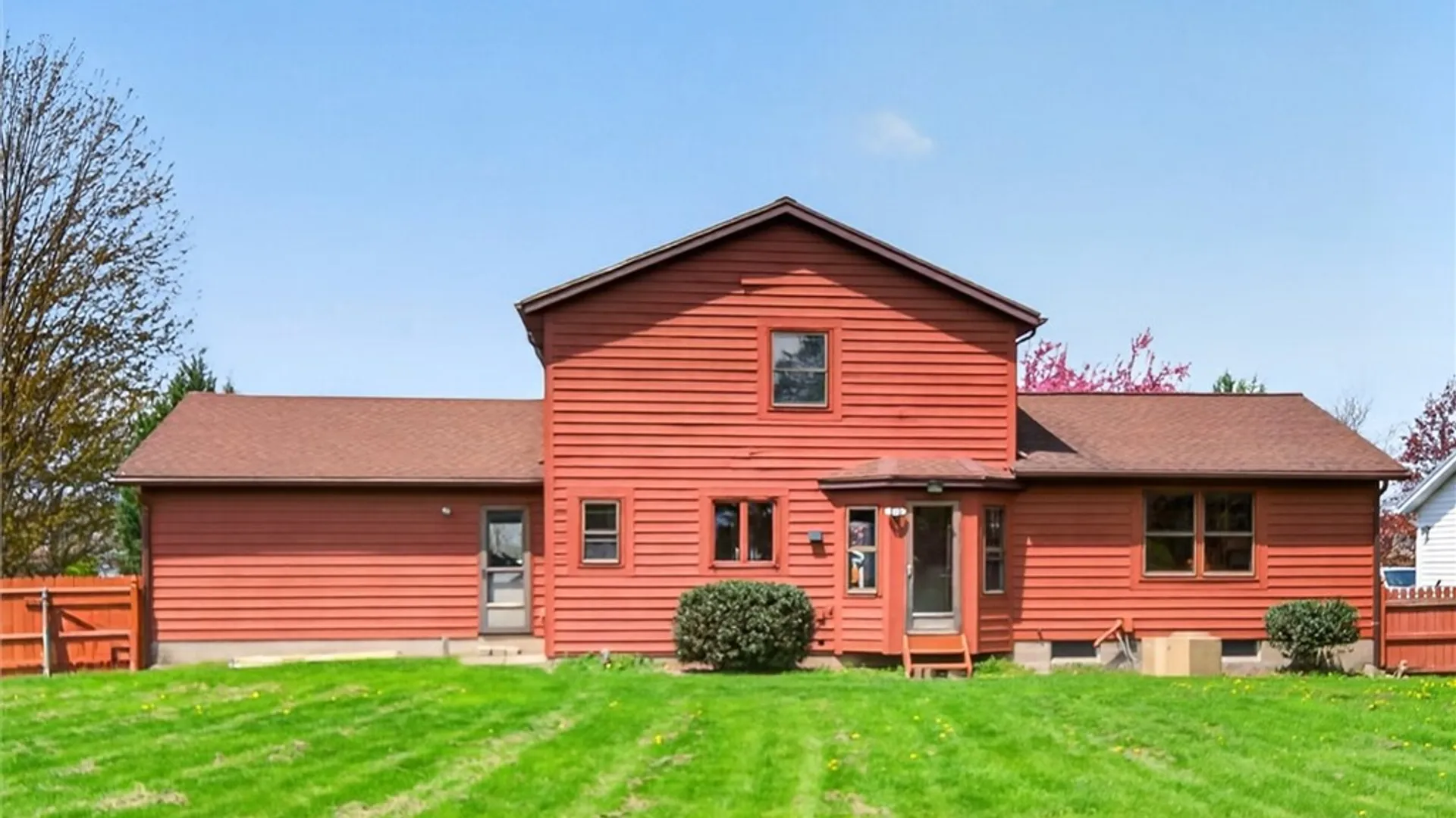 Property at 51 Clearwater Circle, Greece, NY 14612 30