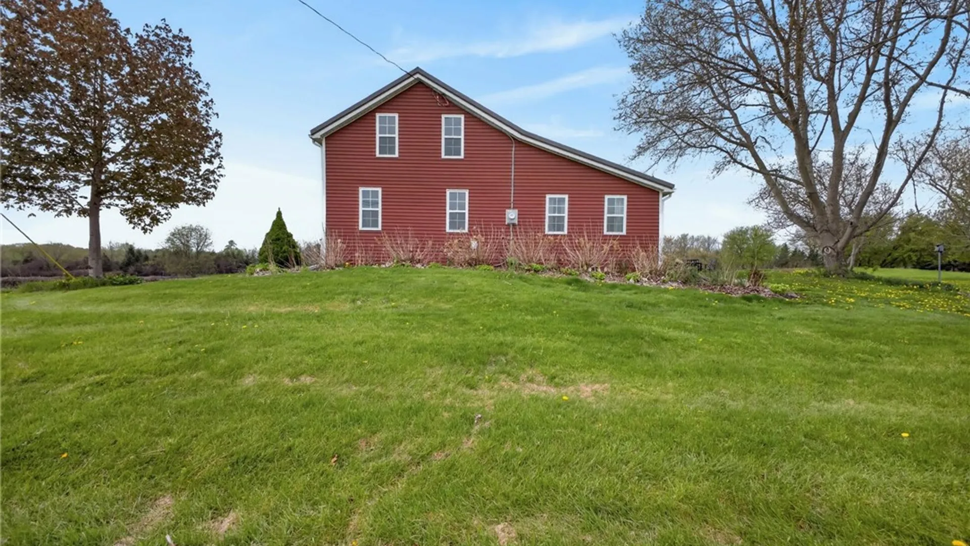 Property at 54 Bostwick Road, Junius, NY 14532 5