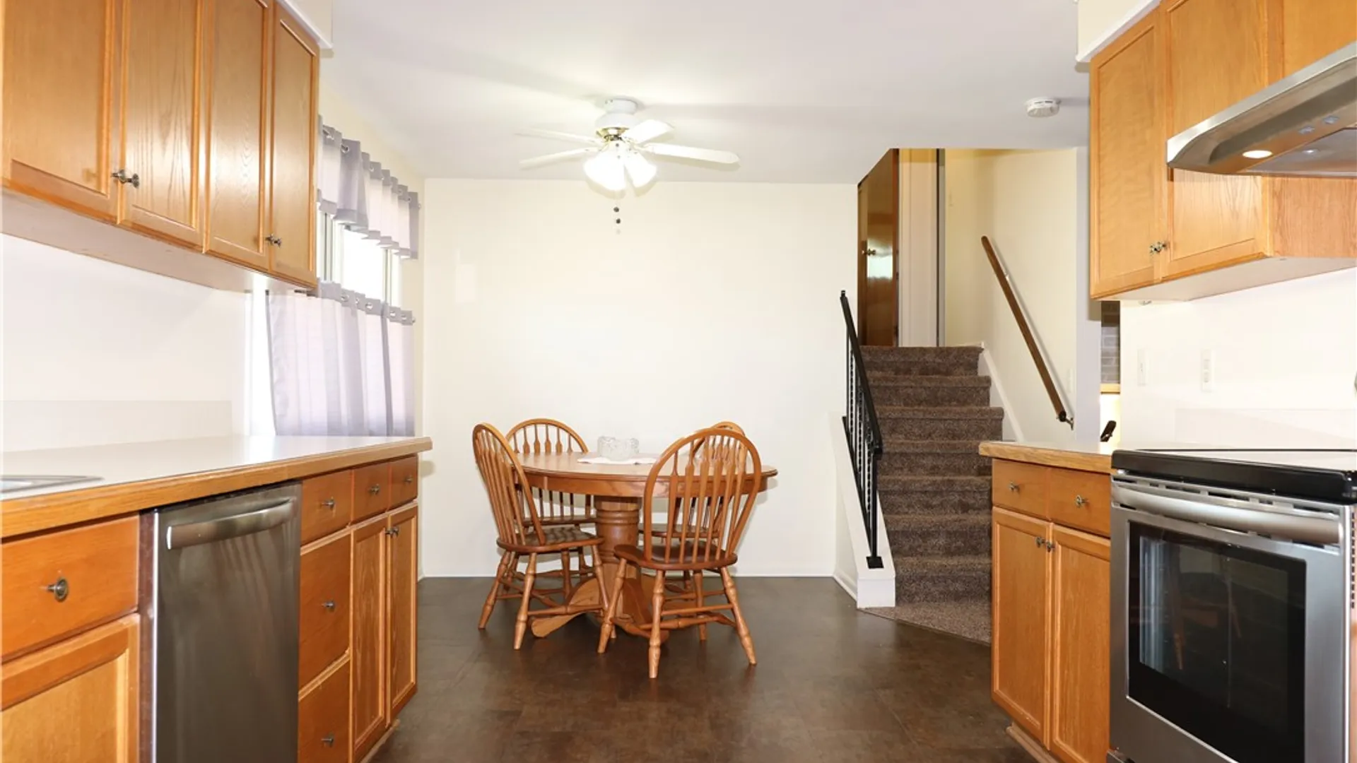 Property at 4 Mercury Drive, Gates, NY 14624 10