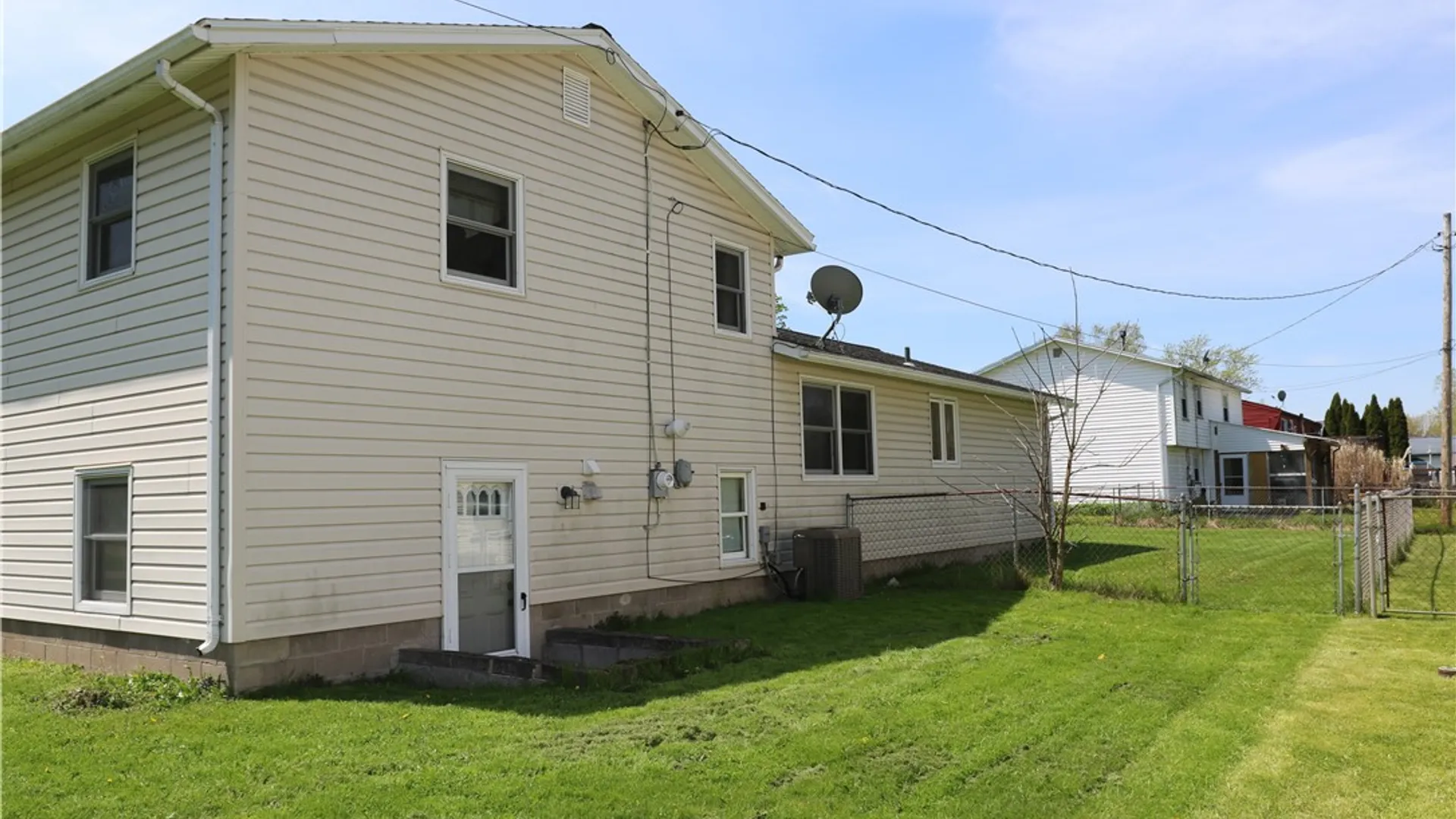 Property at 4 Mercury Drive, Gates, NY 14624 36