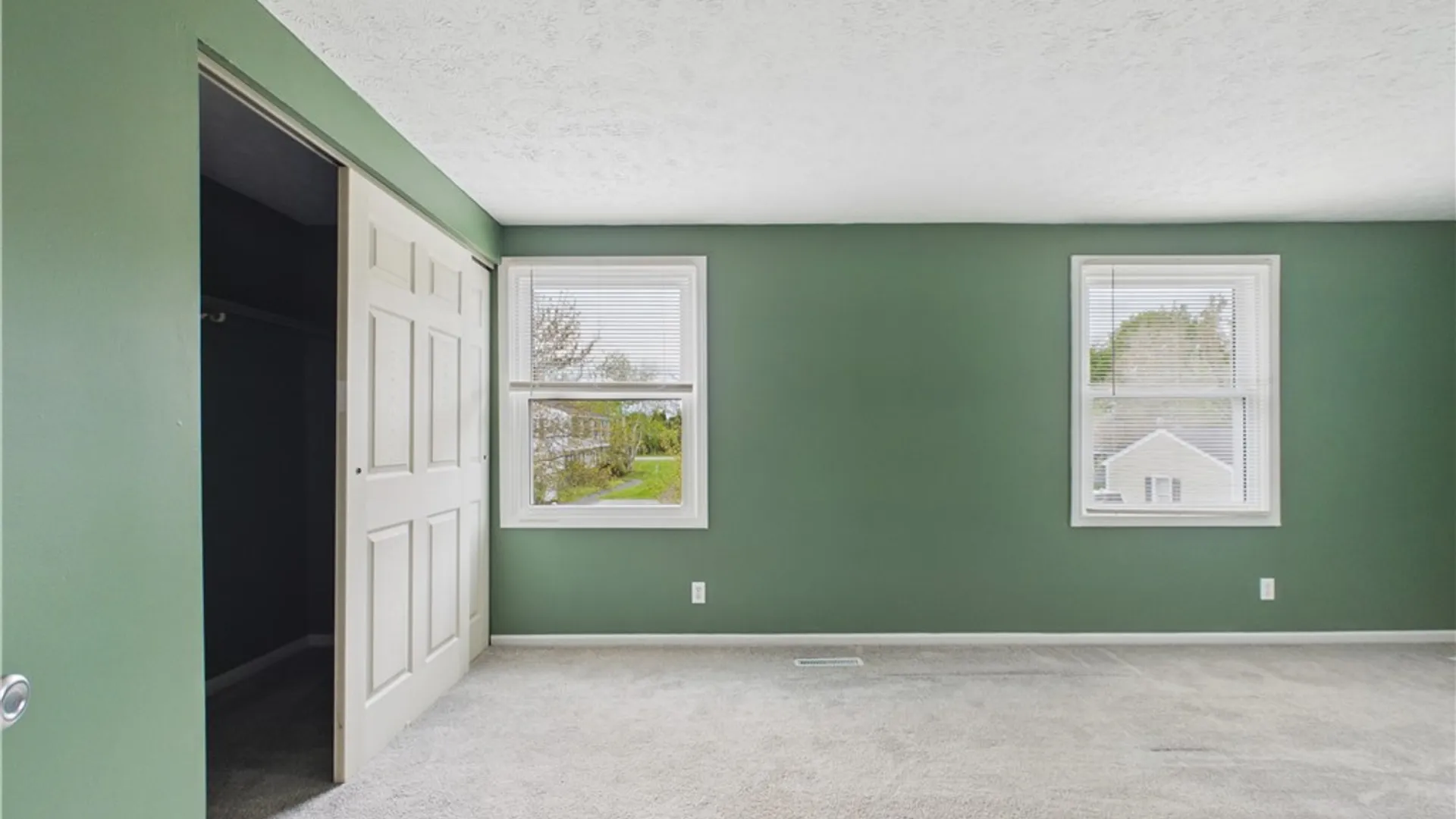 Property at 24 Clearfield Drive, Webster, NY 14580 16