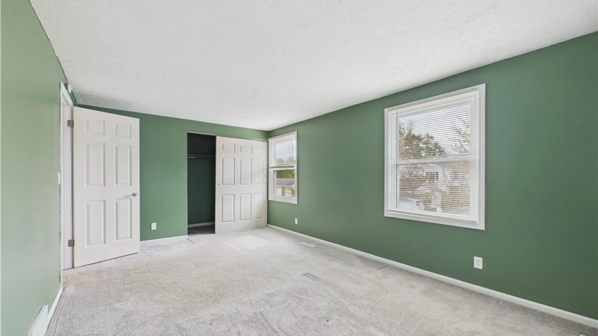 Property at 24 Clearfield Drive, Webster, NY 14580 17