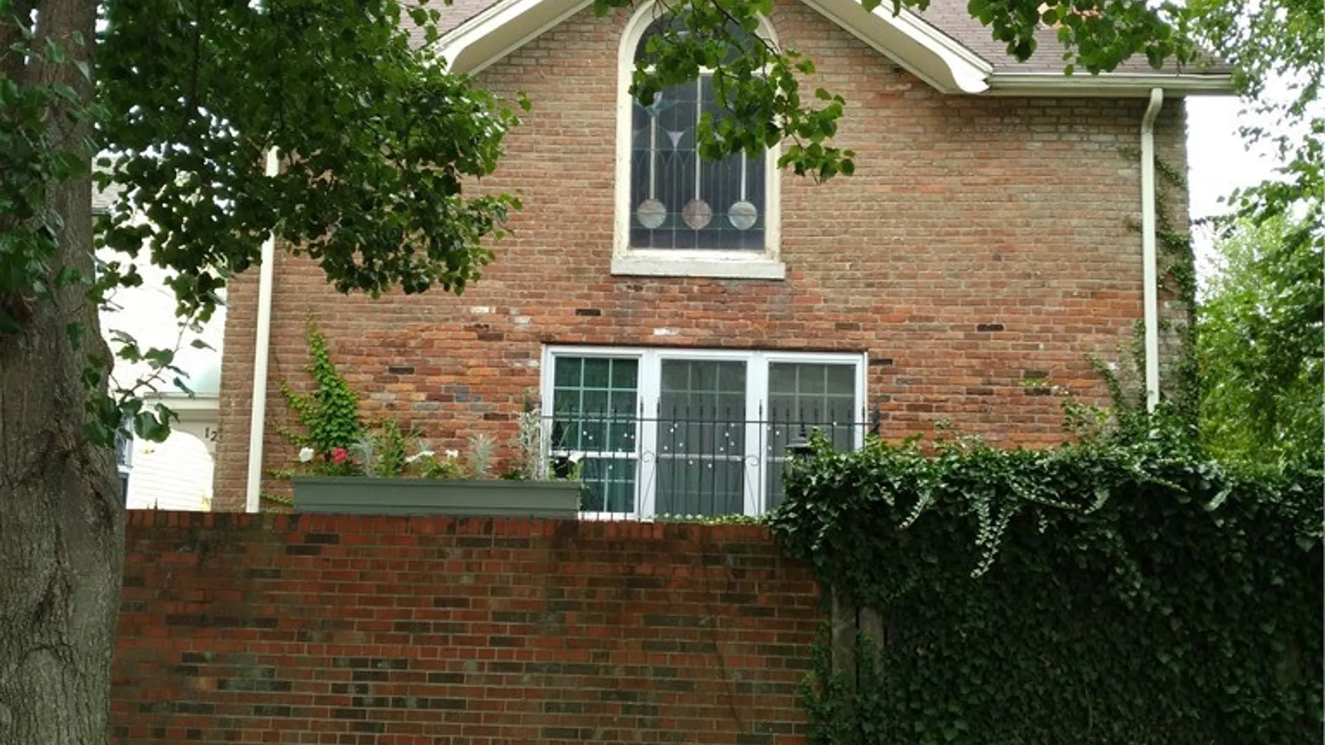 Property at 12 Park Street, Buffalo, NY 14201 2