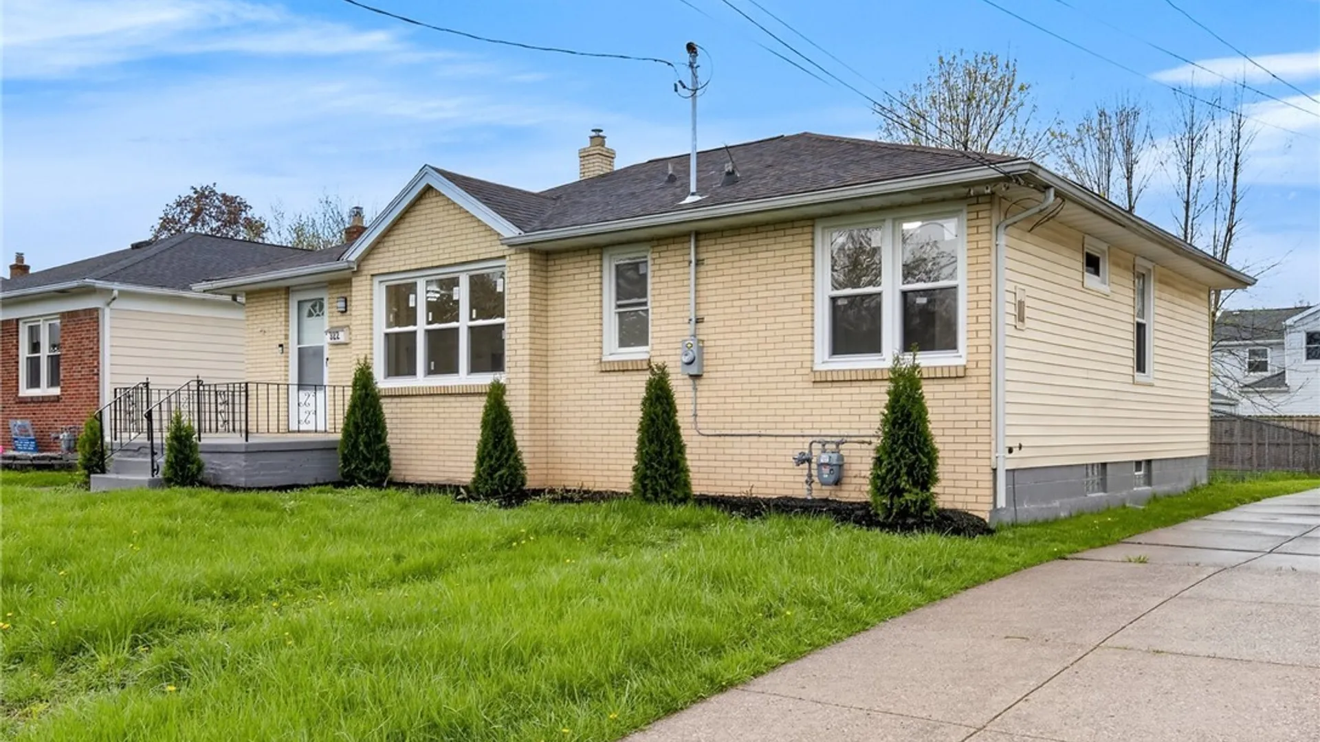 Property at 322 Callodine Avenue, Amherst, NY 14226 4
