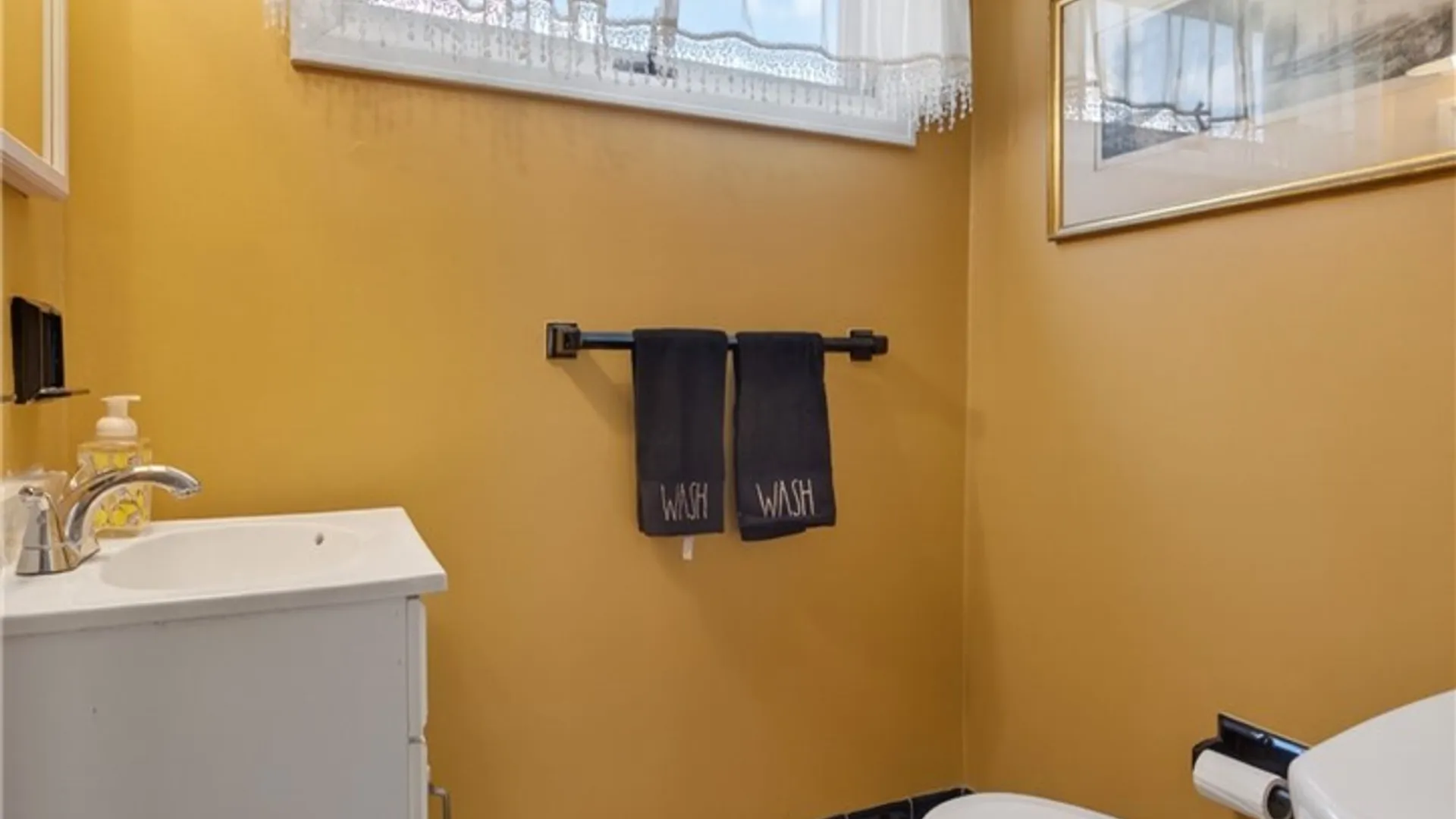 Property at 1215 Court St, Syracuse, NY 13208 19