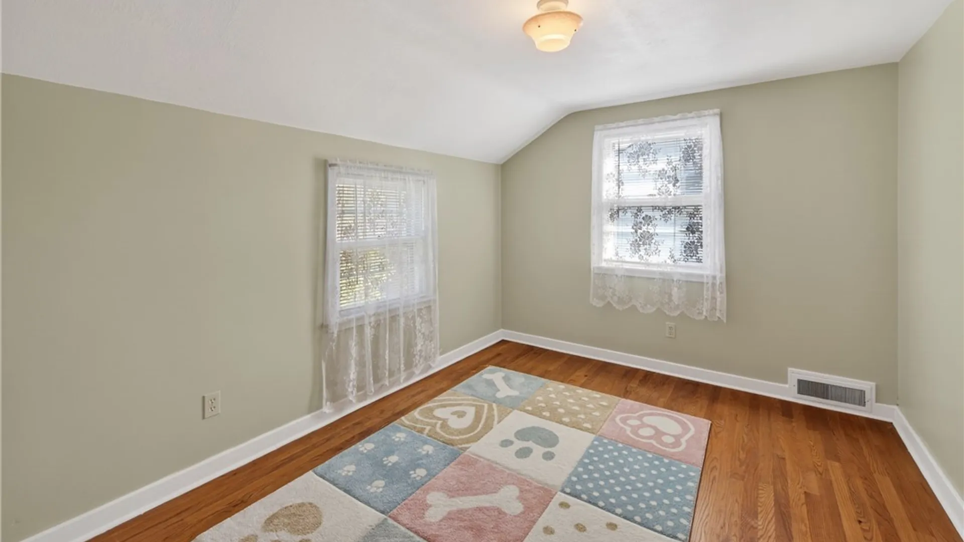Property at 1215 Court St, Syracuse, NY 13208 28