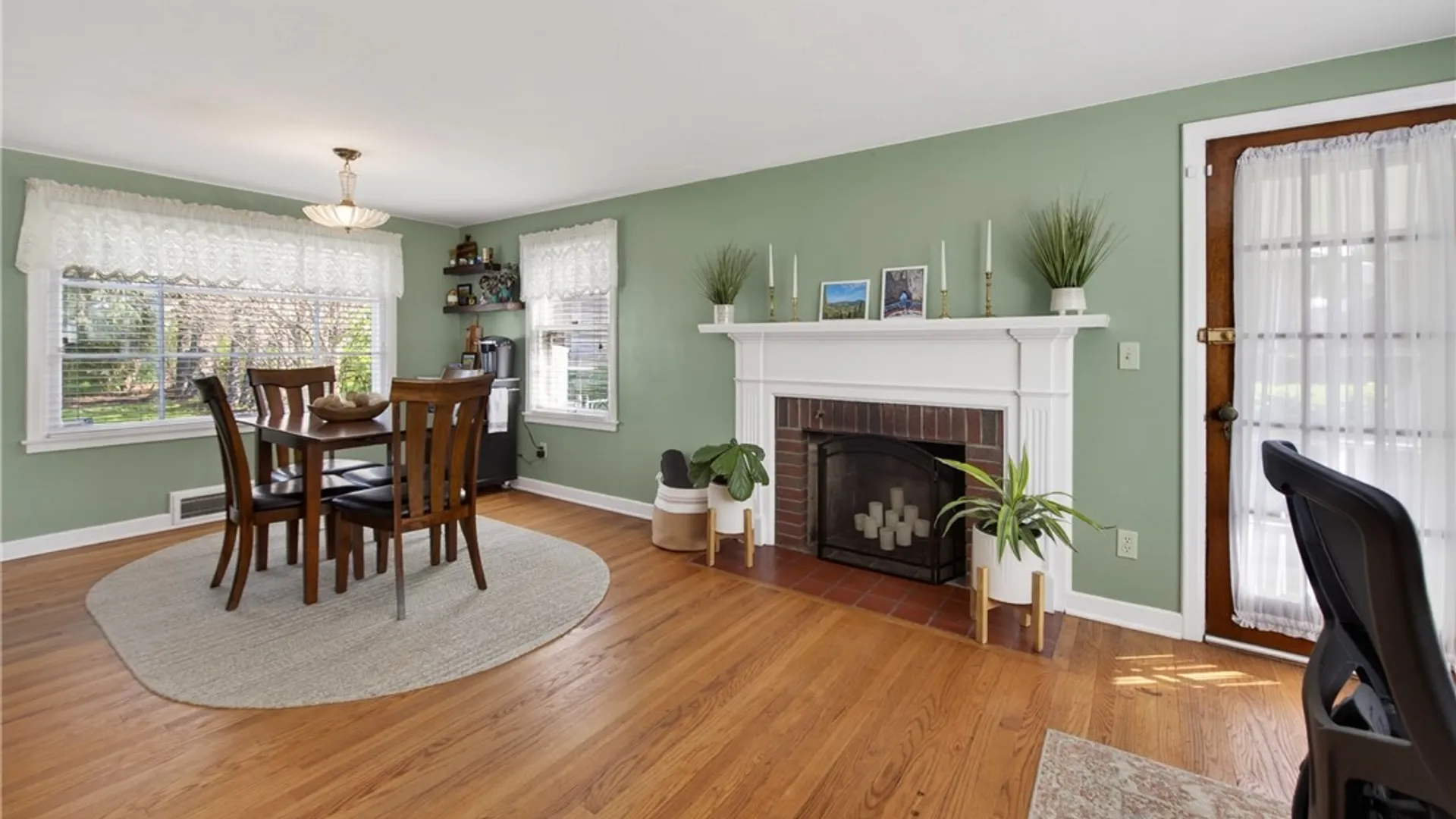 Property at 1215 Court St, Syracuse, NY 13208 9