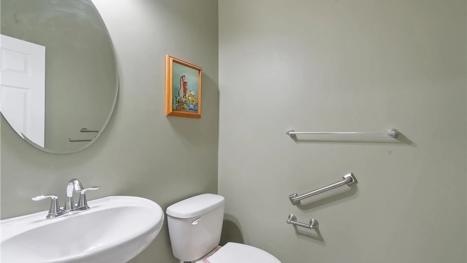 Property at 8649 Alizarin Avenue, Cicero, NY 13039 23
