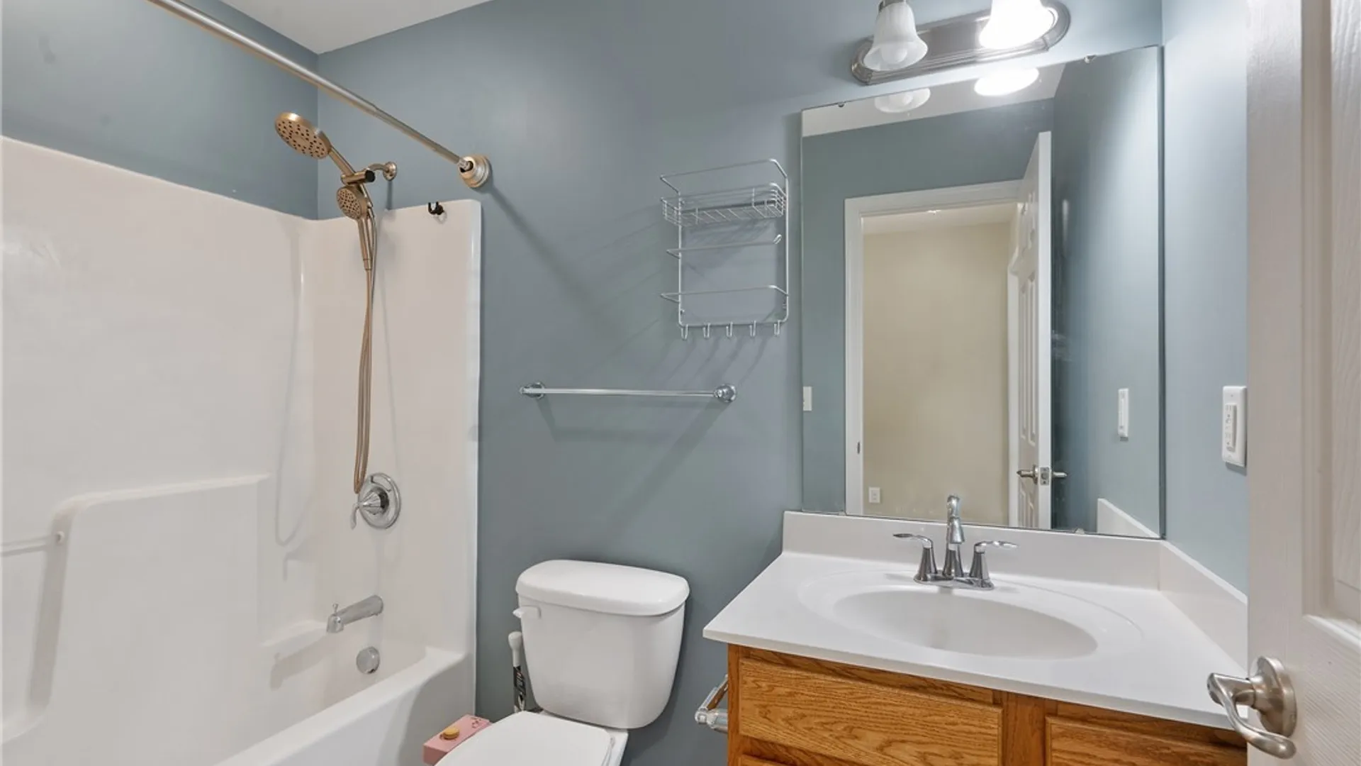 Property at 8649 Alizarin Avenue, Cicero, NY 13039 26