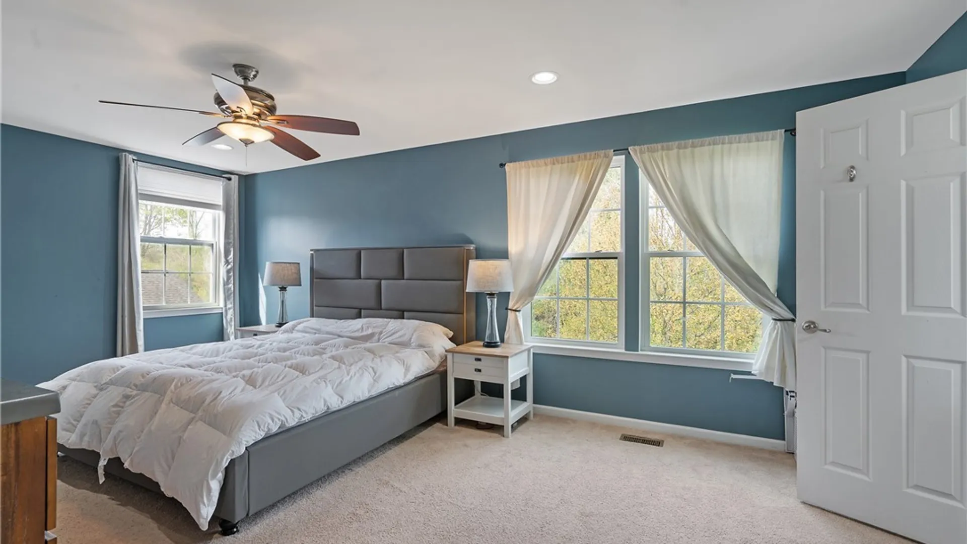 Property at 8649 Alizarin Avenue, Cicero, NY 13039 27