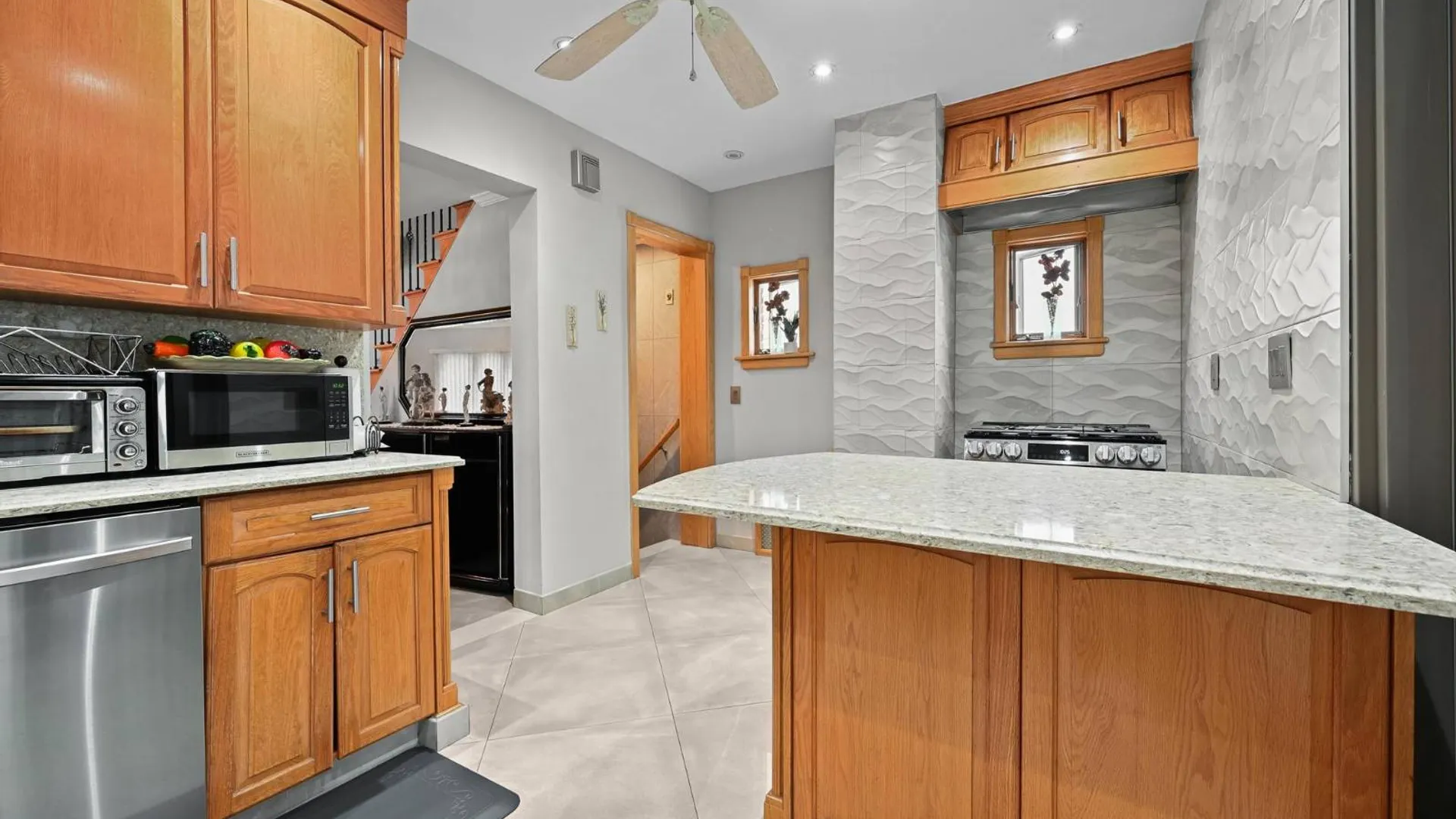 Property at 1836 72nd St, Brooklyn, NY 11204 10