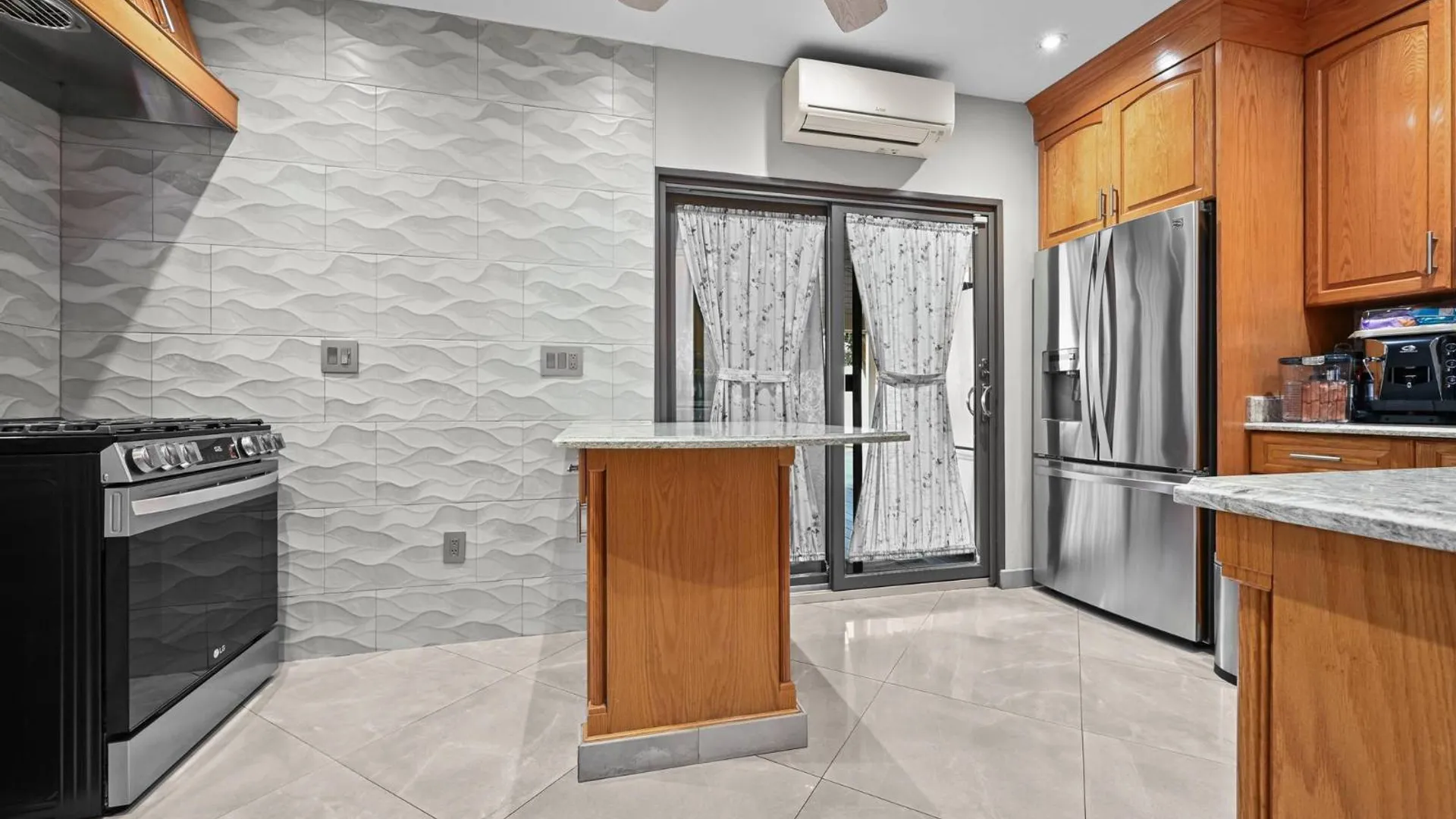 Property at 1836 72nd St, Brooklyn, NY 11204 9
