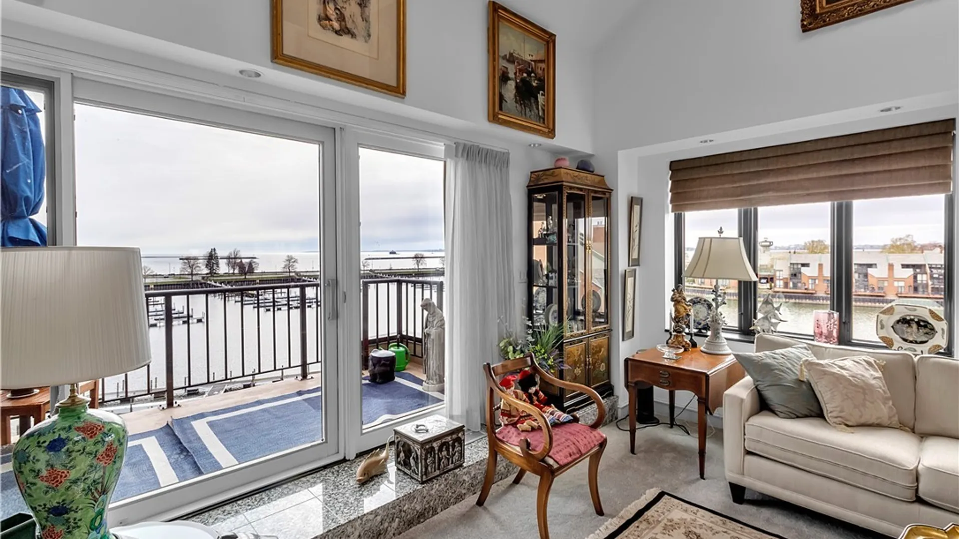 Property at 40 Waterfront Circle, Buffalo, NY 14202 13