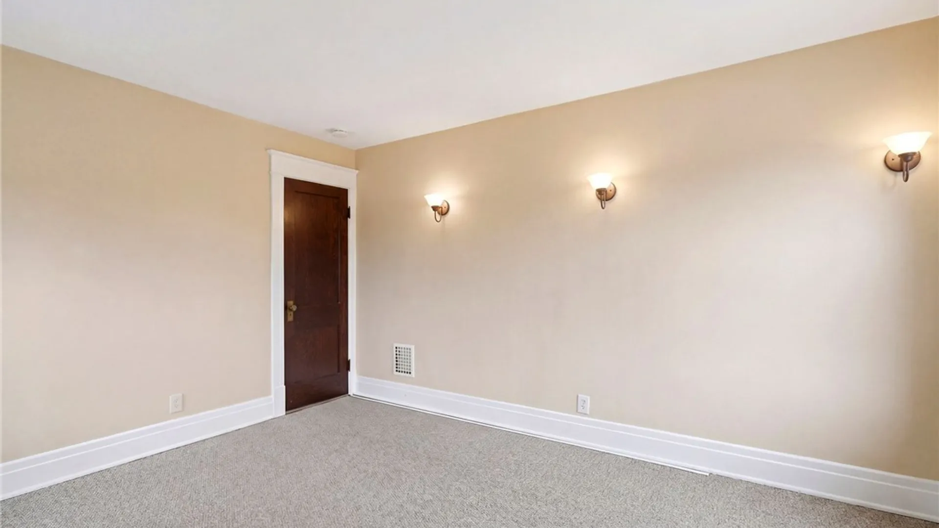 Property at 85 Carlyle Avenue, Buffalo, NY 14220 21