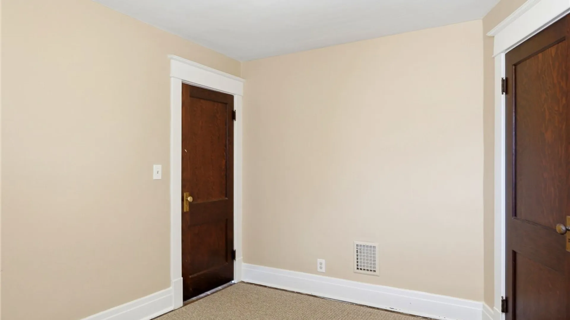 Property at 85 Carlyle Avenue, Buffalo, NY 14220 24