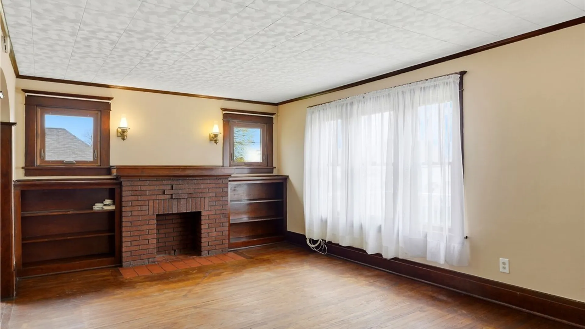 Property at 85 Carlyle Avenue, Buffalo, NY 14220 7