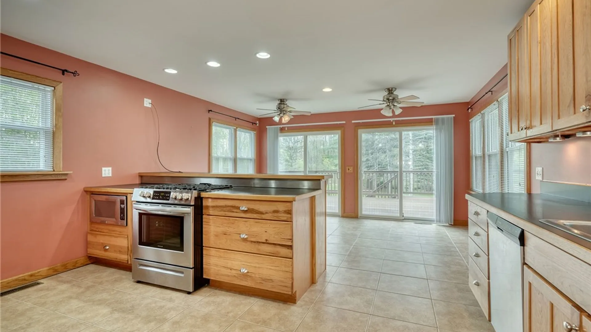 Property at 924 Ridge Road, Ontario, NY 14519 17